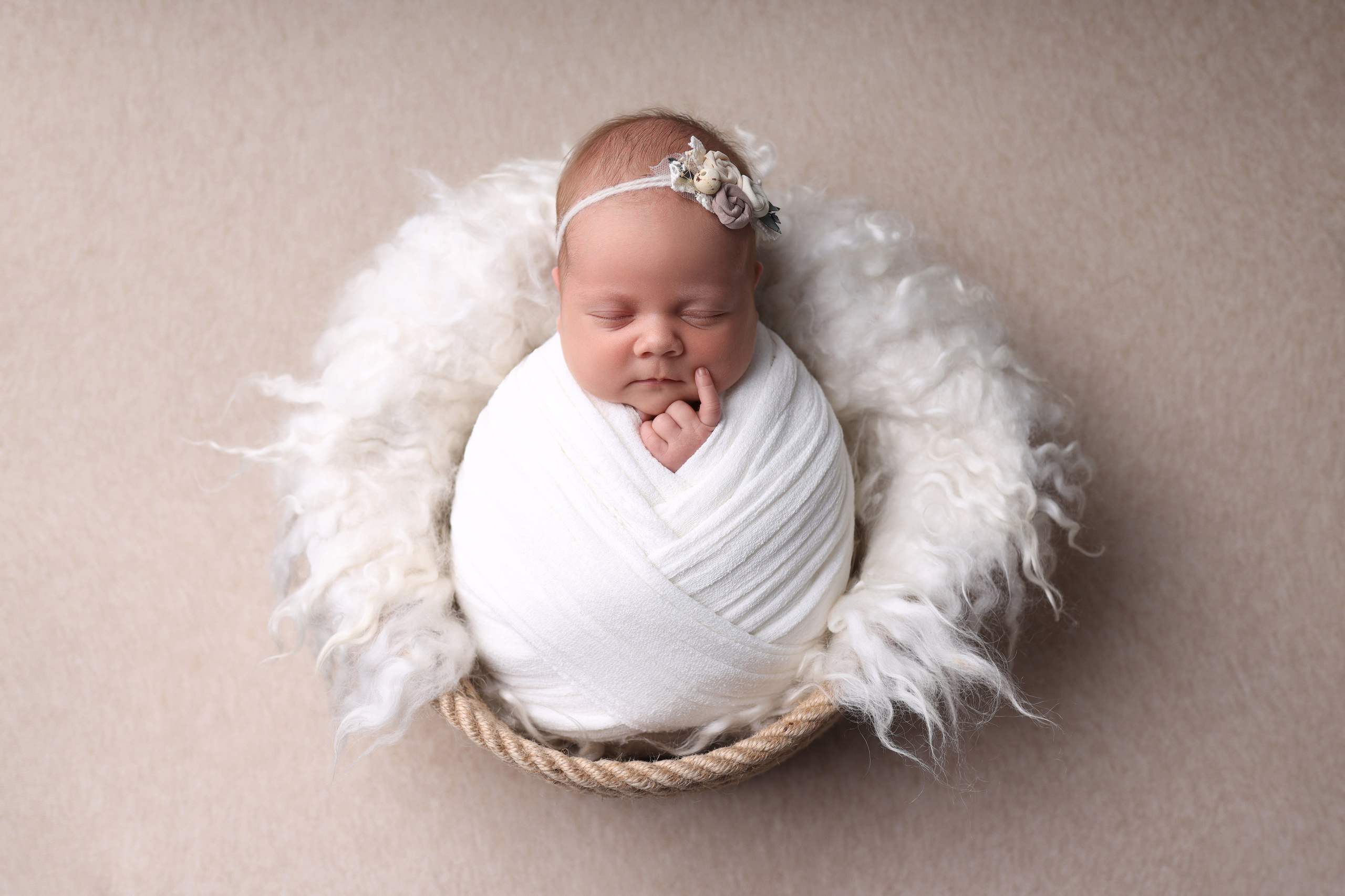 Newborn девочки. Фотограф новорожденных Модяева Ирина