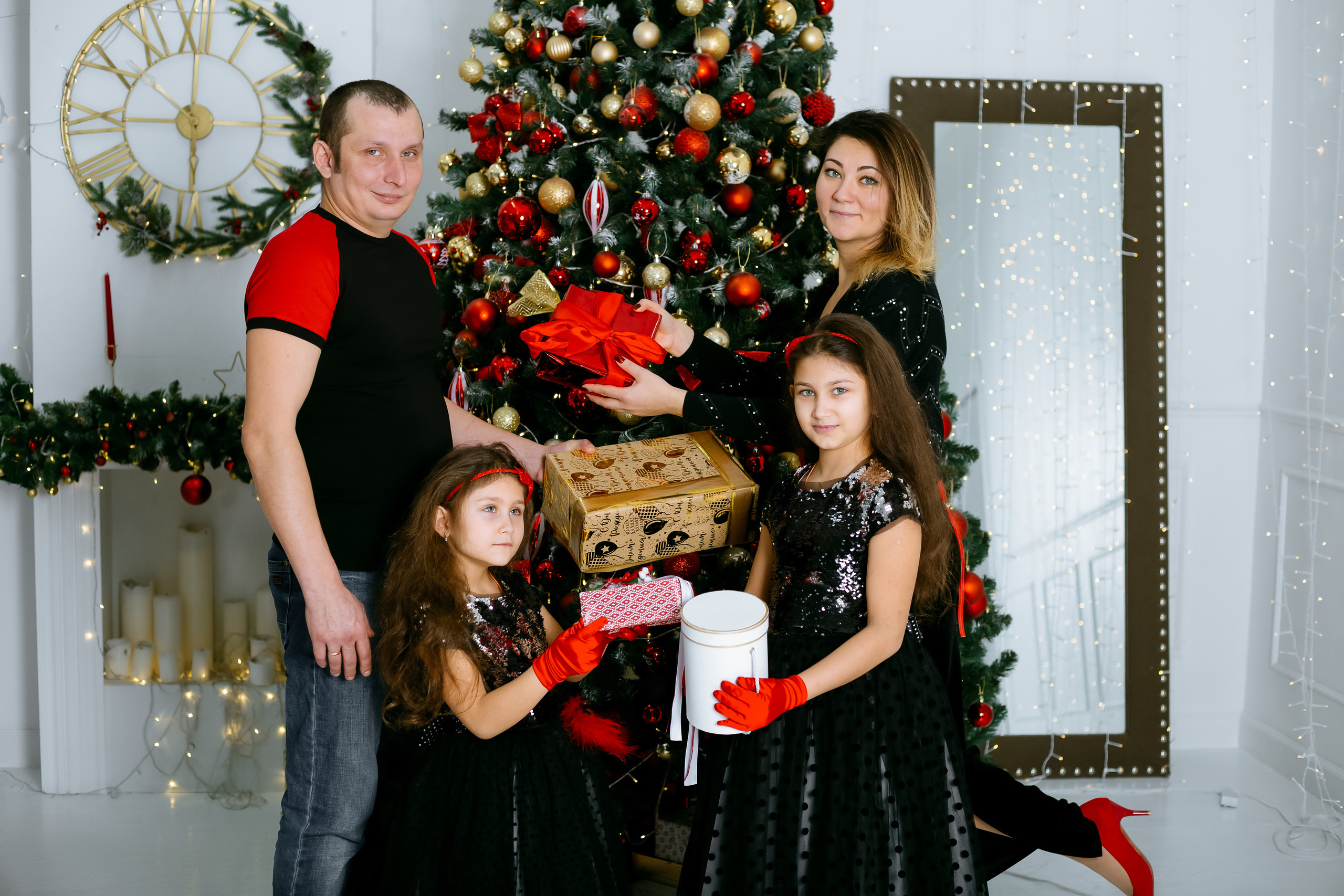 Семейная новогодняя съемка. Фотограф новорожденных Химки, Красногорск, Мытищи и Москва Елена Третьяк