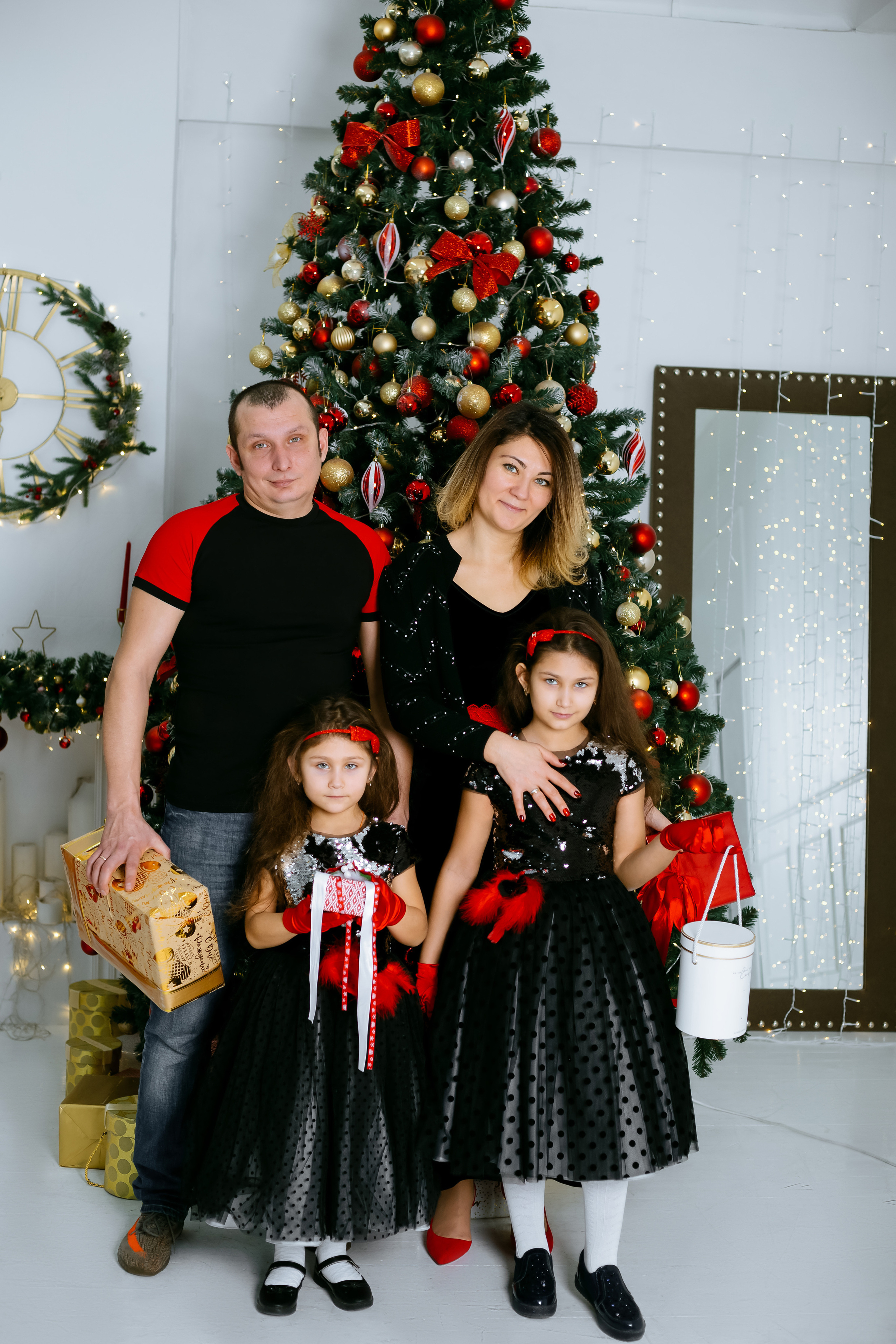 Семейная новогодняя съемка. Фотограф новорожденных Химки, Красногорск, Мытищи и Москва Елена Третьяк