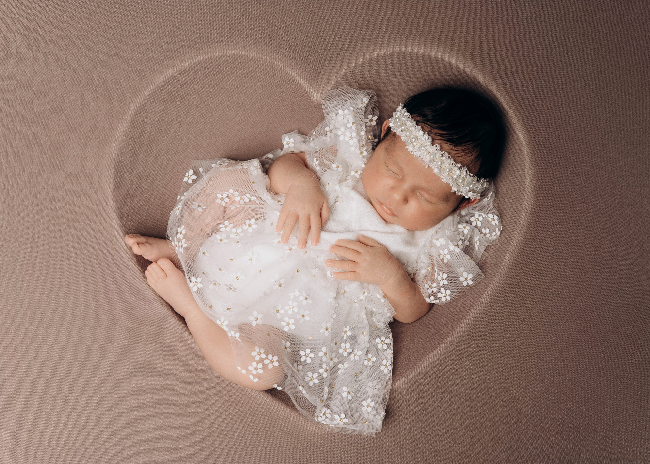 НОВОРОЖДЕННЫЕ МАЛЫШИ. Фотосессия новорожденных в Москве и Московской области