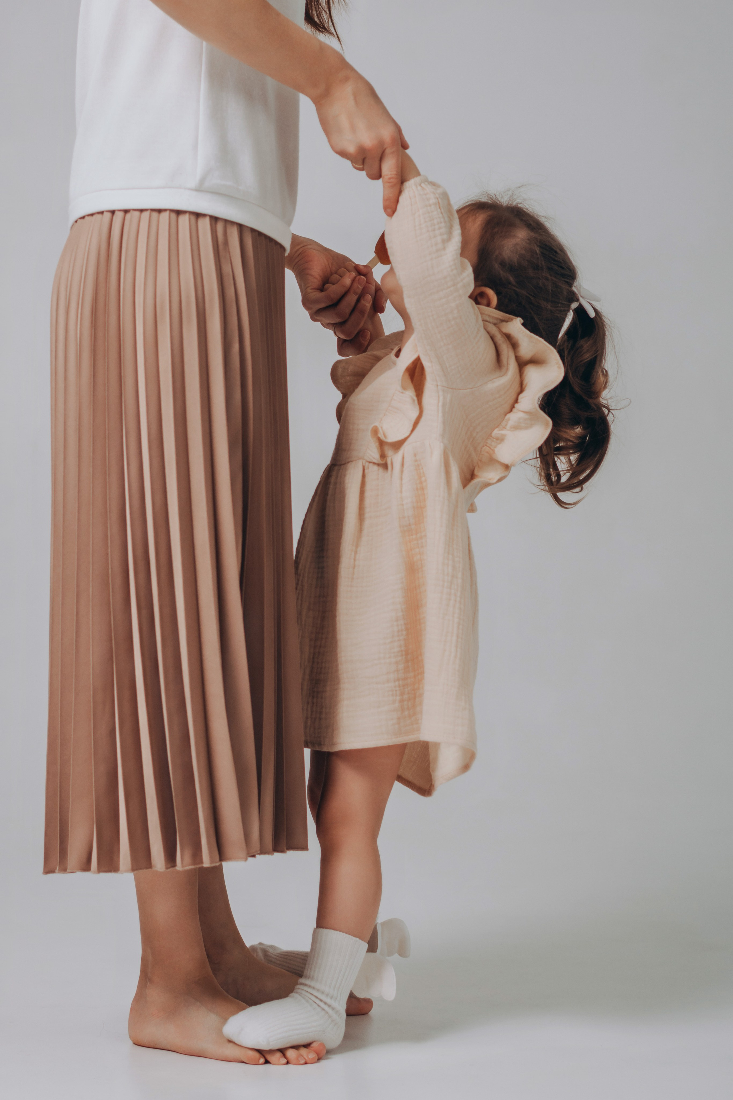 Минималистичная студийная семейная фотосессия. Семейный и детский фотограф Кущ Наташа