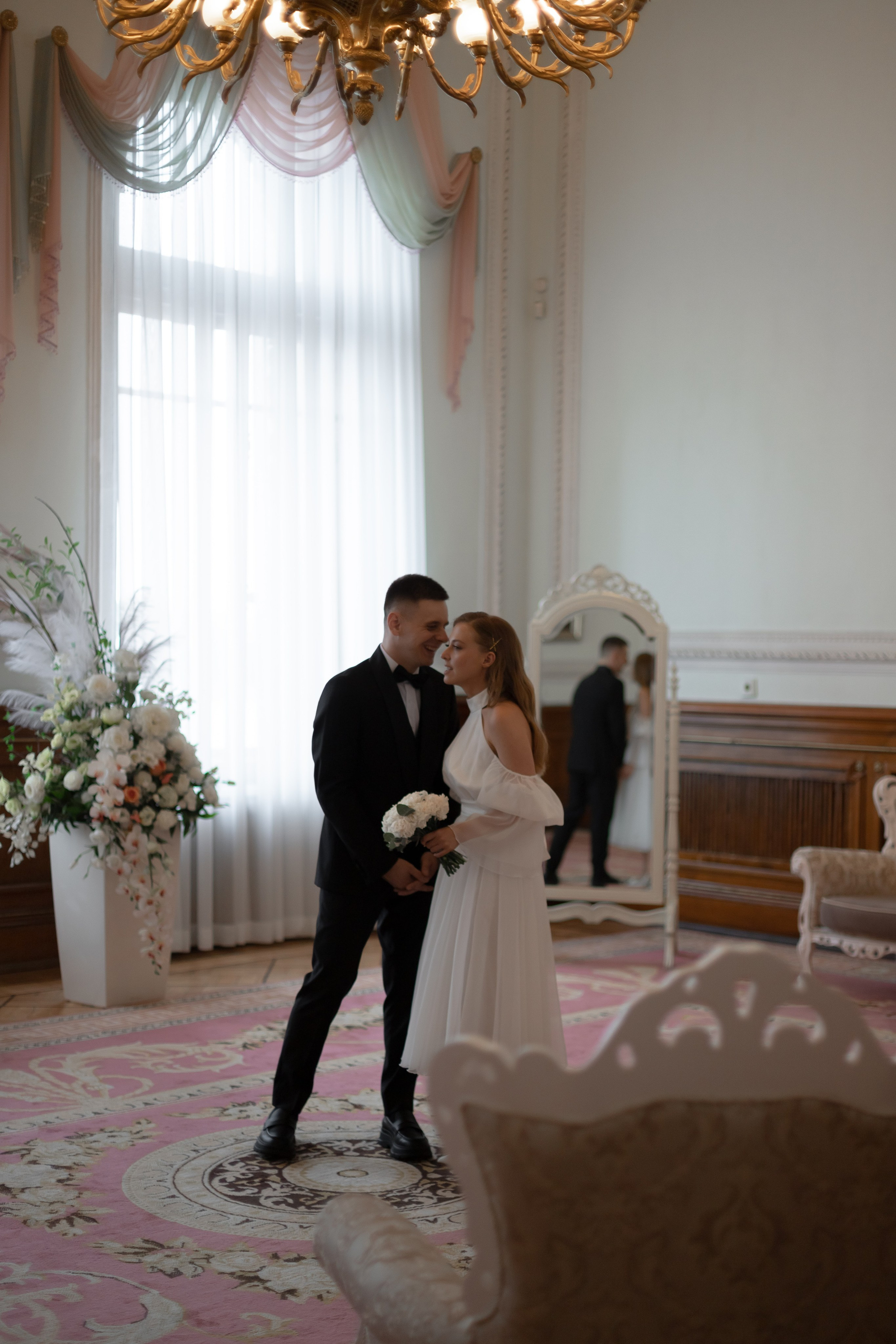 Дождь, жара и Эрмитаж. Свадебный и семейный фотограф Арина Кулёва