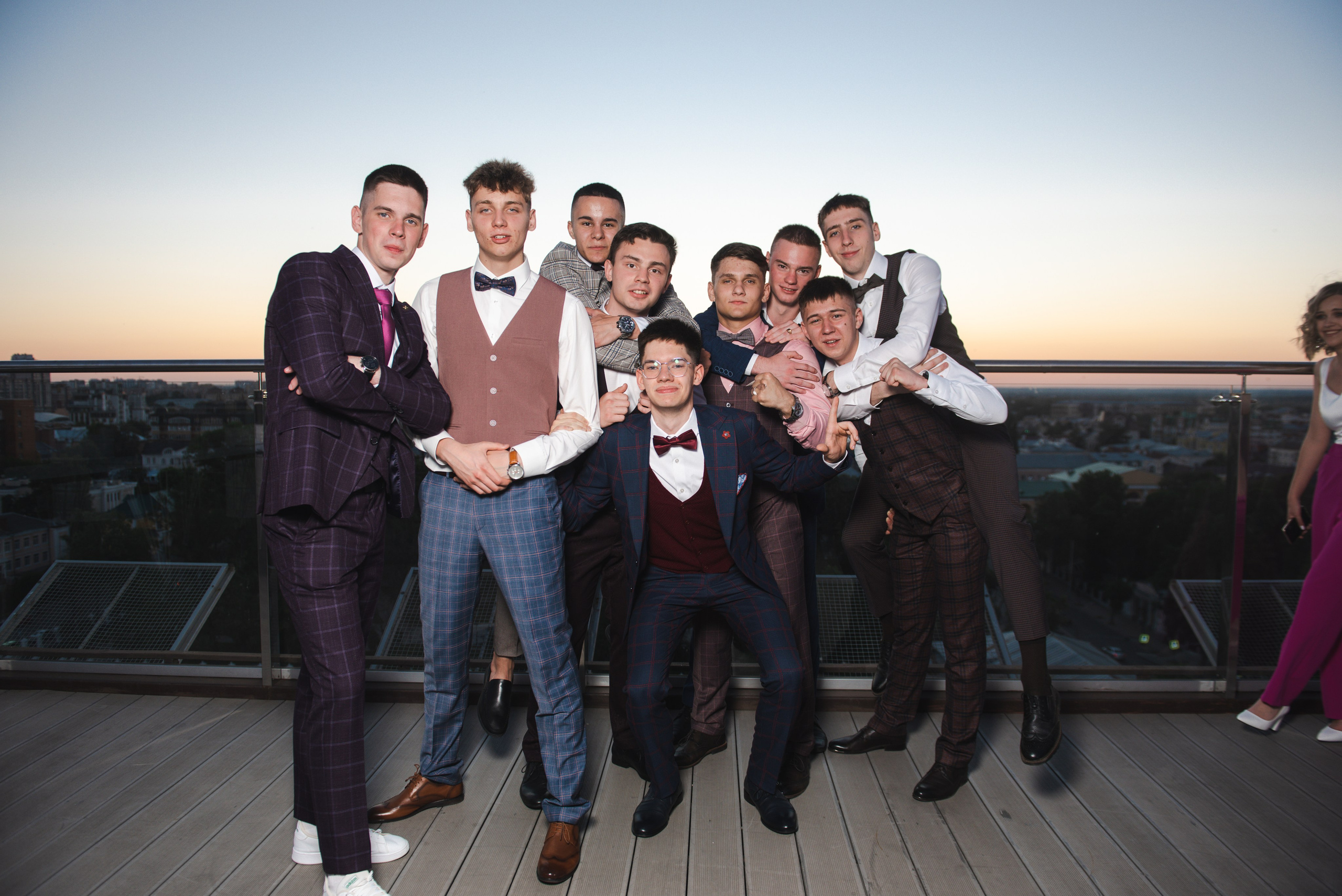 Выпускные школ. Свадебный и репортажный фотограф