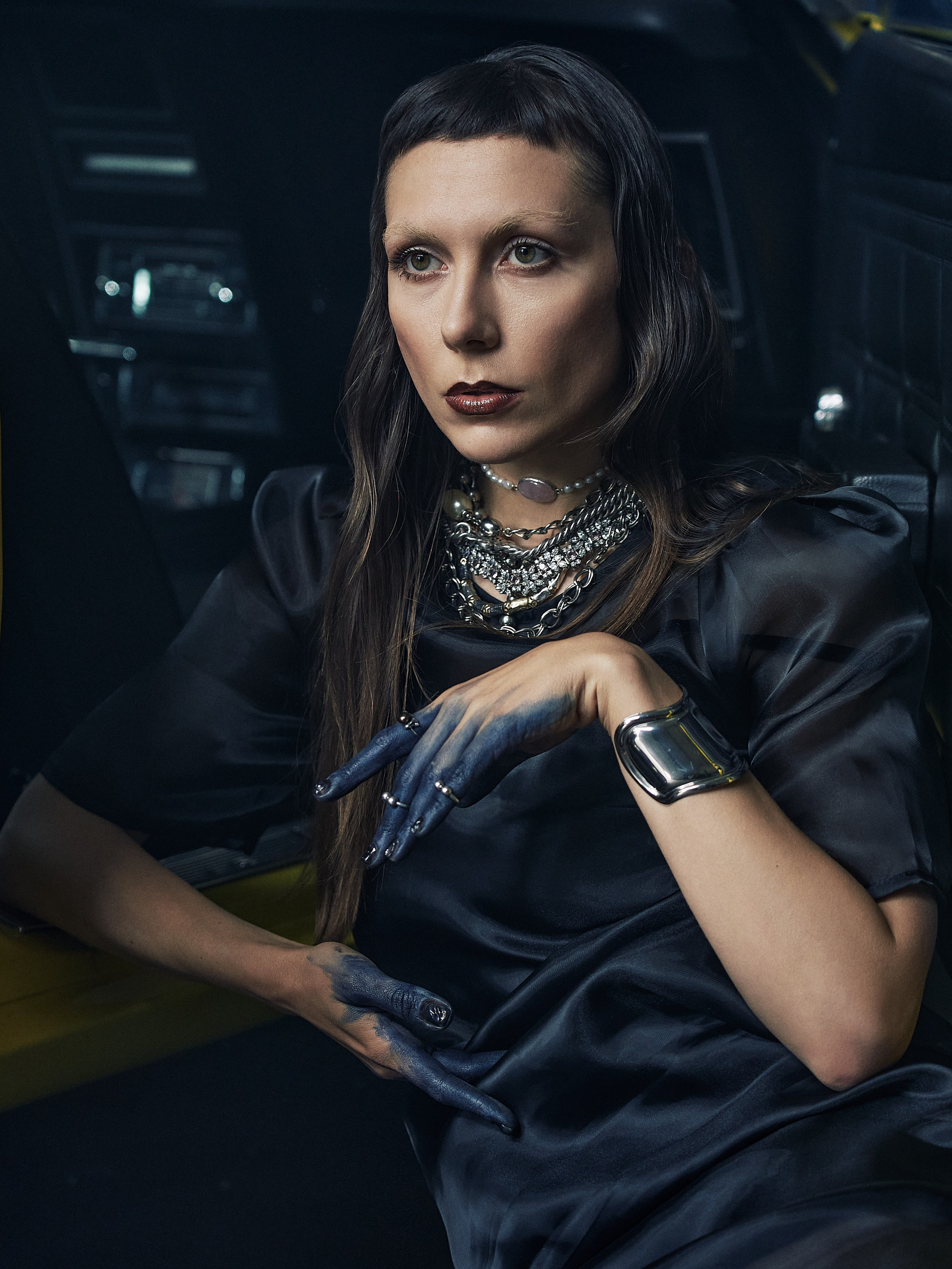 Garage. Фотограф в Москве. Каталог, лукбук, портреты