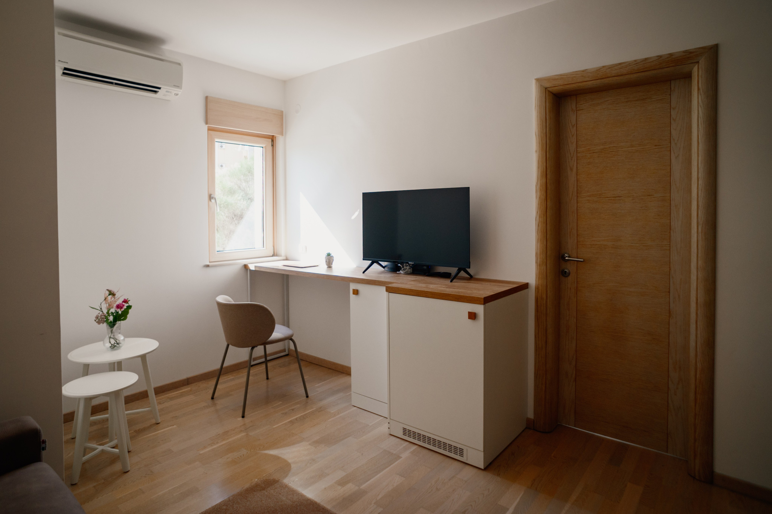 Budva Photographer for Destination Weddings and Celebrations. Photographer in Montenegro | Фотограф в Черногории