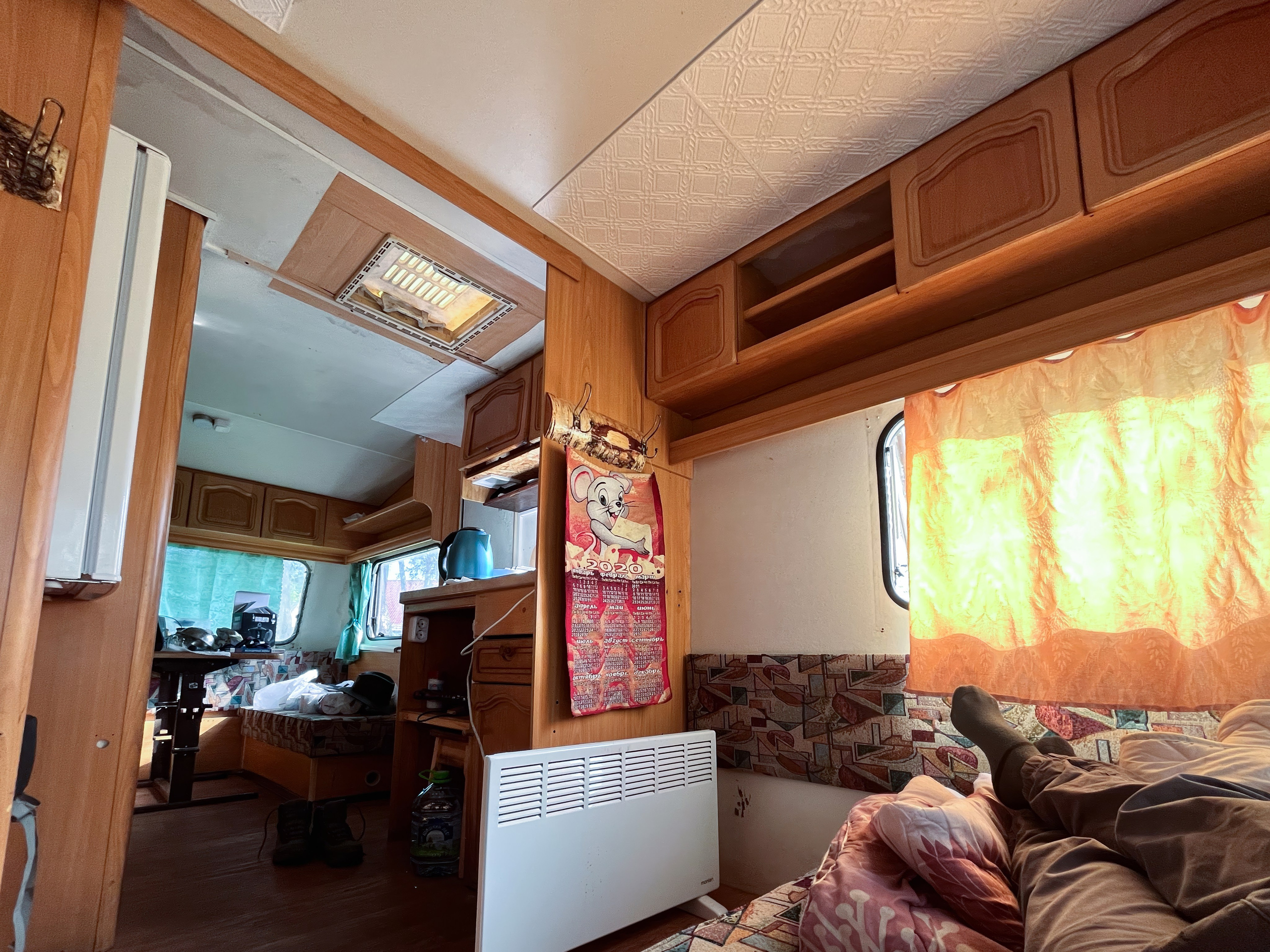 На берегу Угры. Конец мая 2024 года. Фотограф Никифоров-Гордеев Сергей. Москва и МО