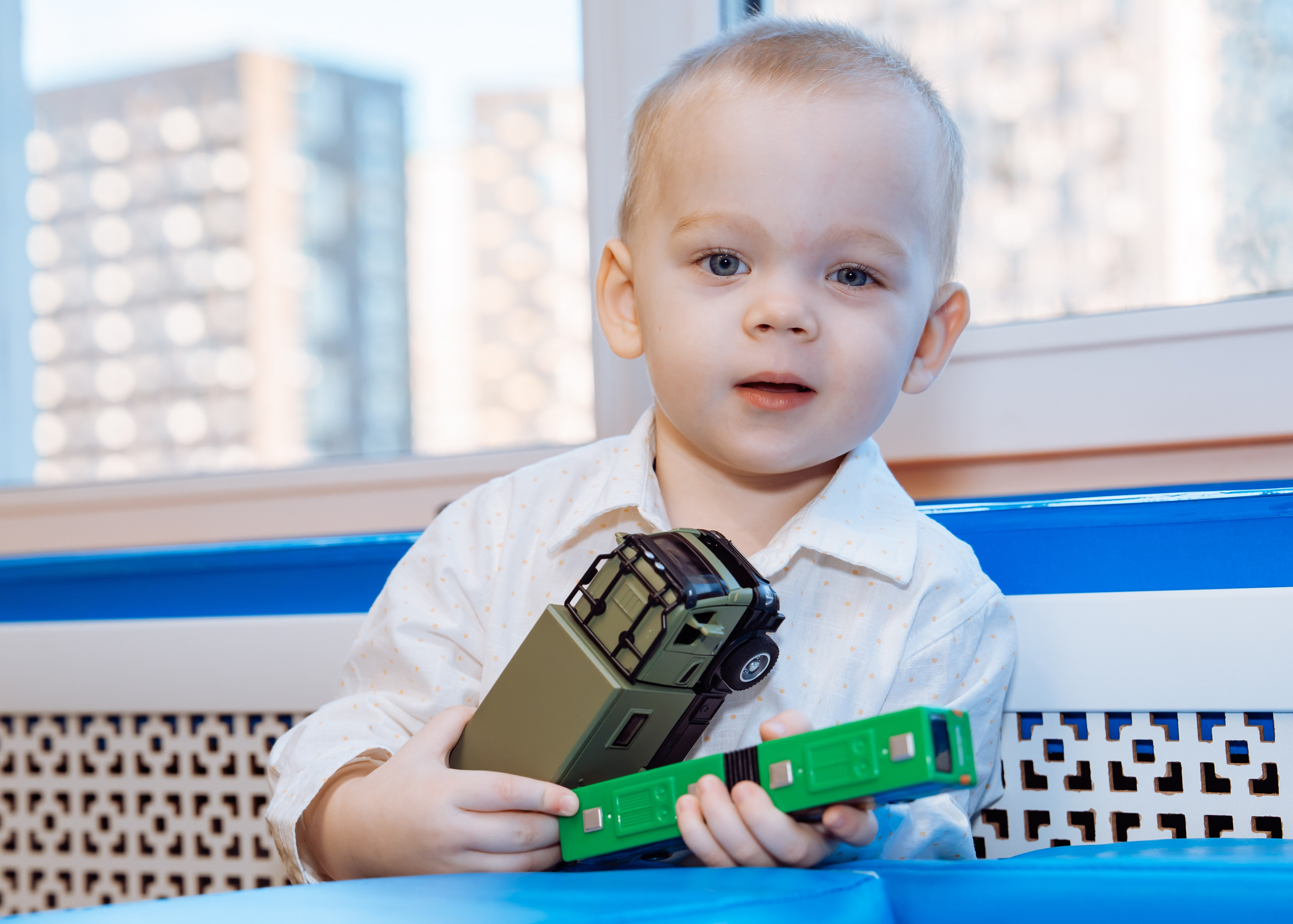 Карамелька в гостях у Романа. Крамер Юлиана детский и семейный фотограф