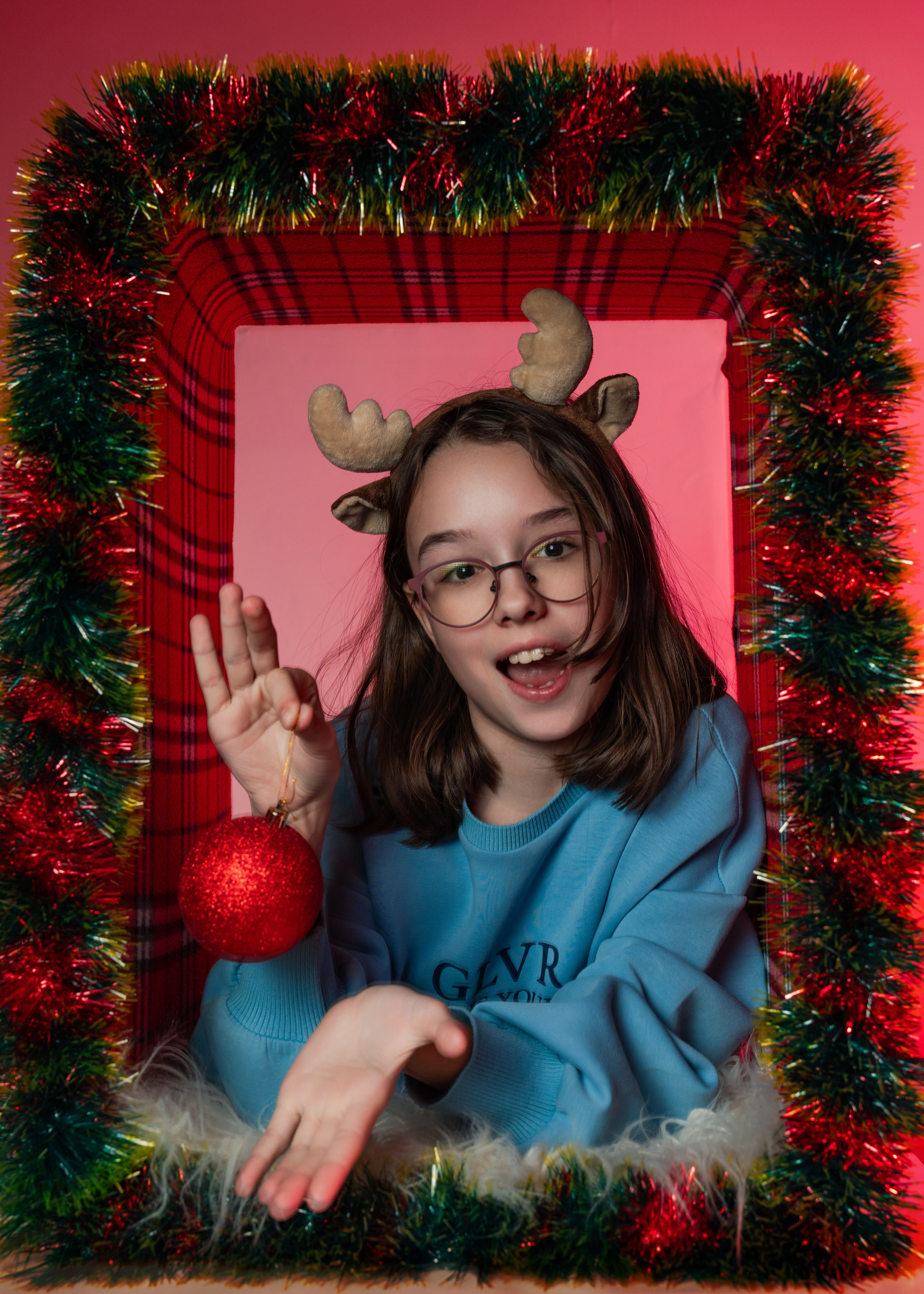 Содержимое коробки: счастье, смех, шалости. Крамер Юлиана детский и семейный фотограф