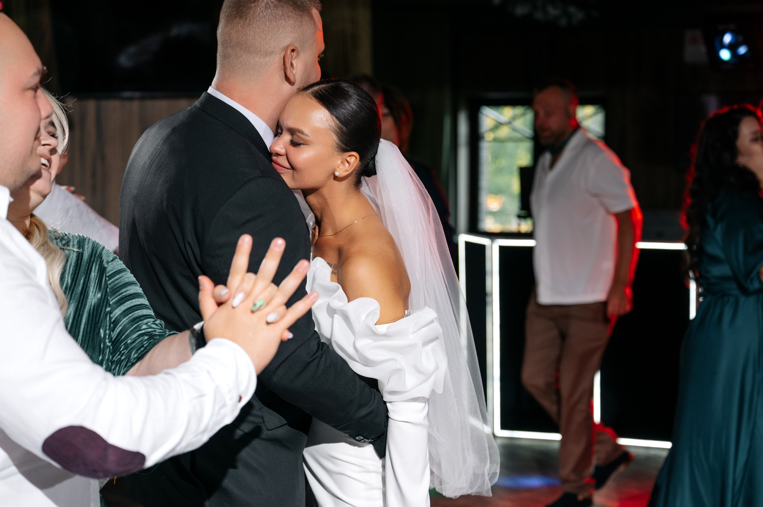 Свадьба в КСК Звёздный. Свадебный и семейный фотограф Виктория Носачёва. Щелково, Москва и МО