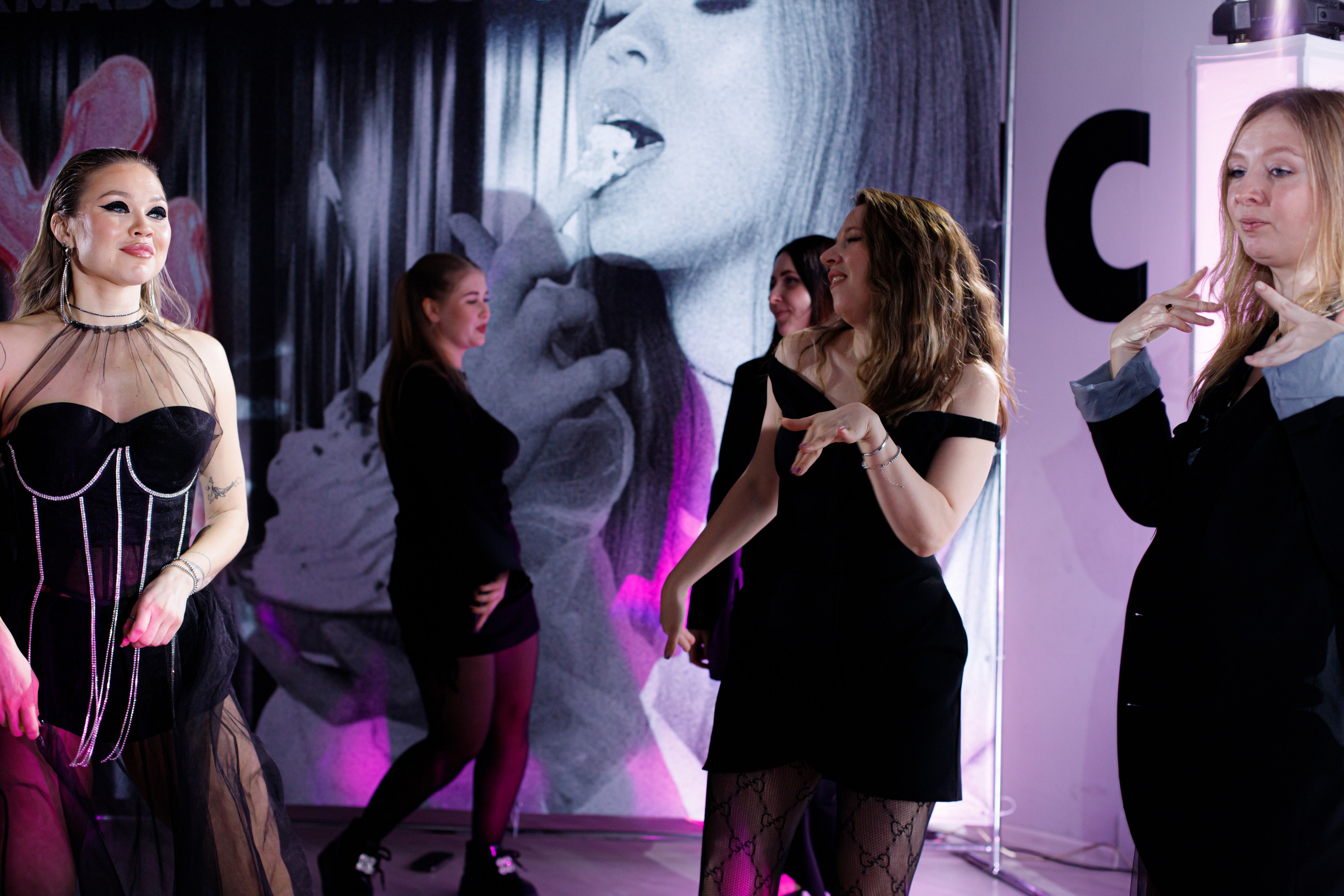 VIKA KARMADONOVA. Photokarish