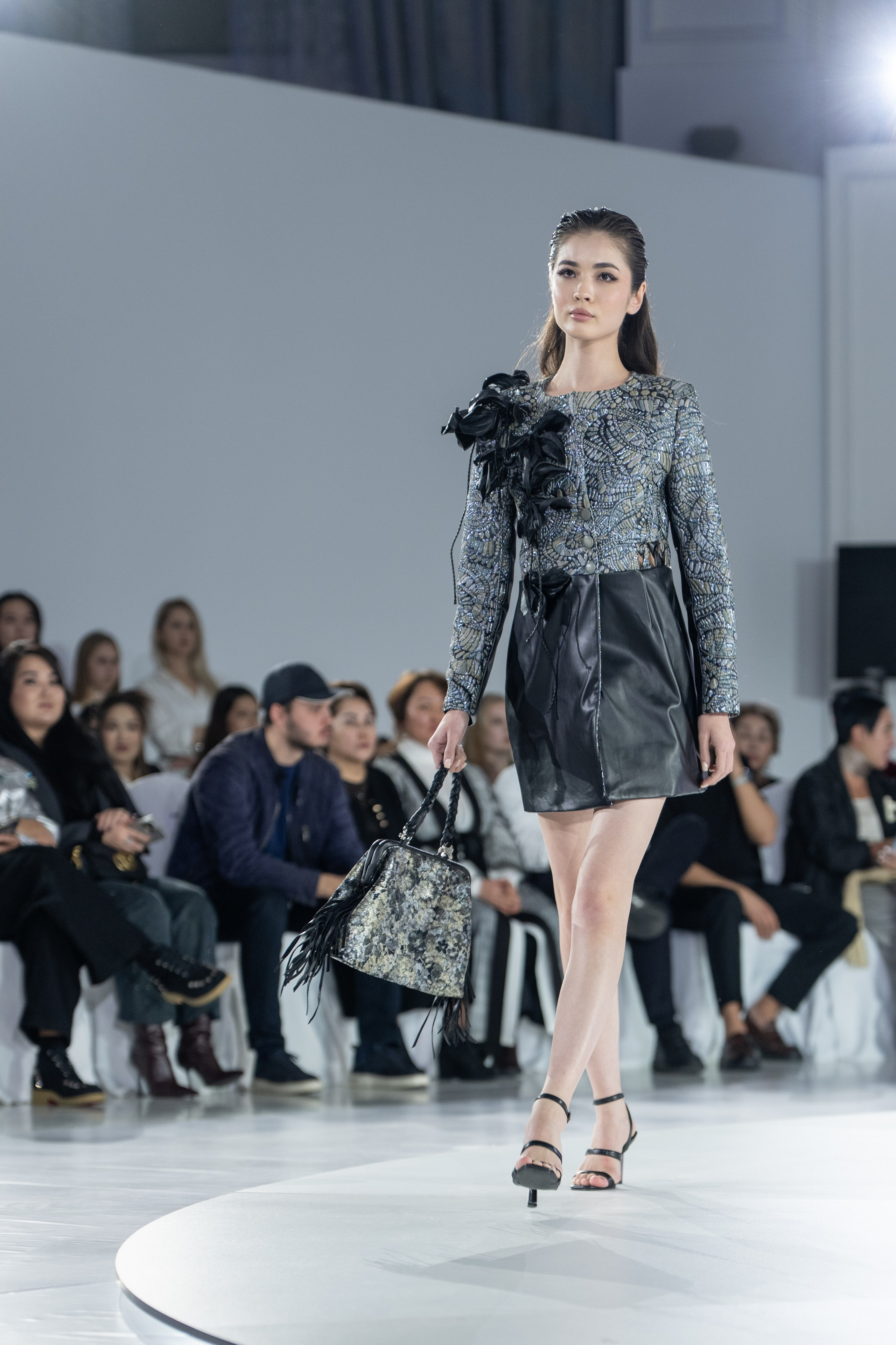 Brand TinAtin Magalashvilu. Сайт Алматинского НЮ АРТ, будуар и фэшн фотографа Дениса Карпенко