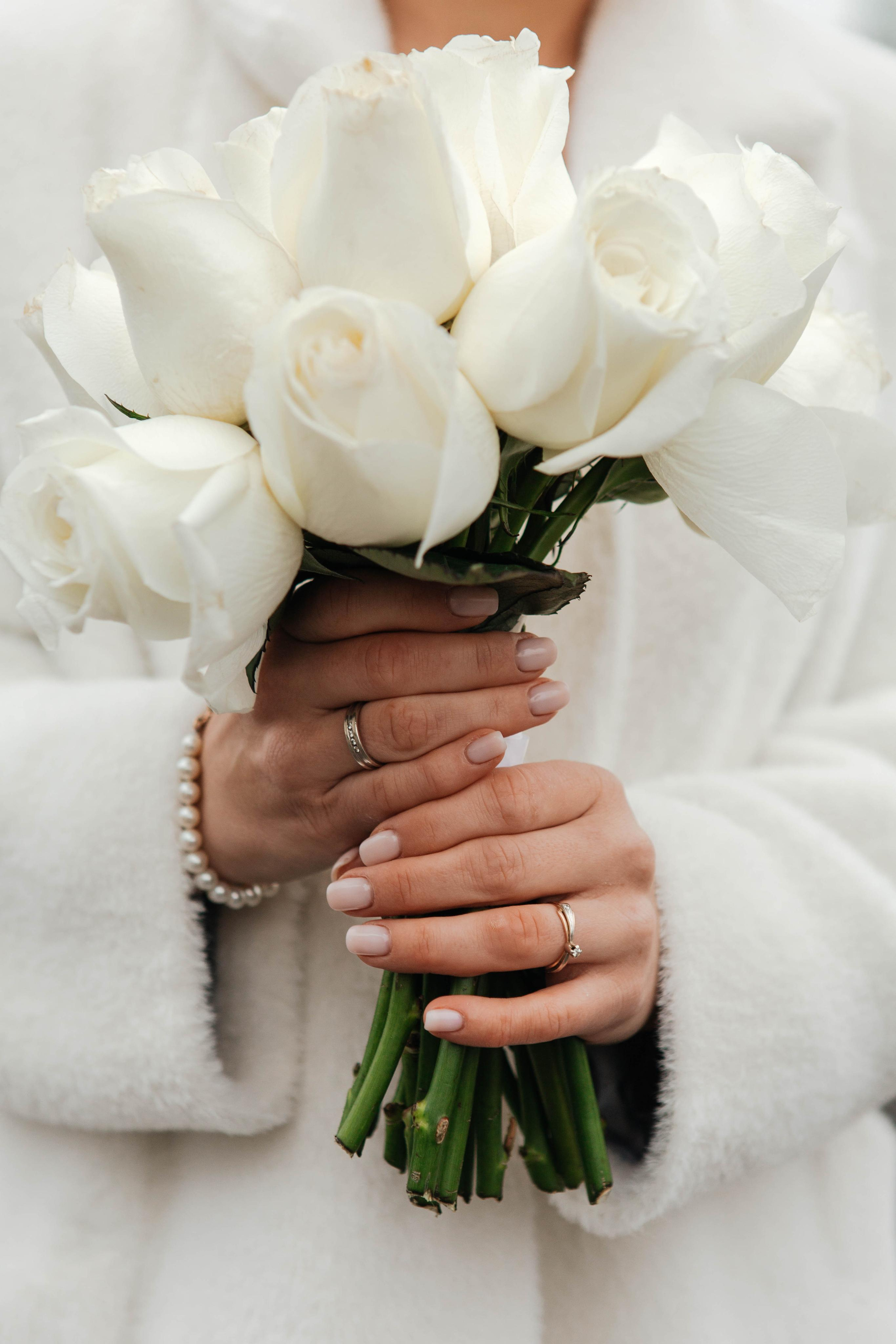 Свадьба на двоих на Таганке у Сталинской высотки. Фотосессия в Москве. Фотограф Валерия Горбунова Подольск Бутово Видное Щербинка