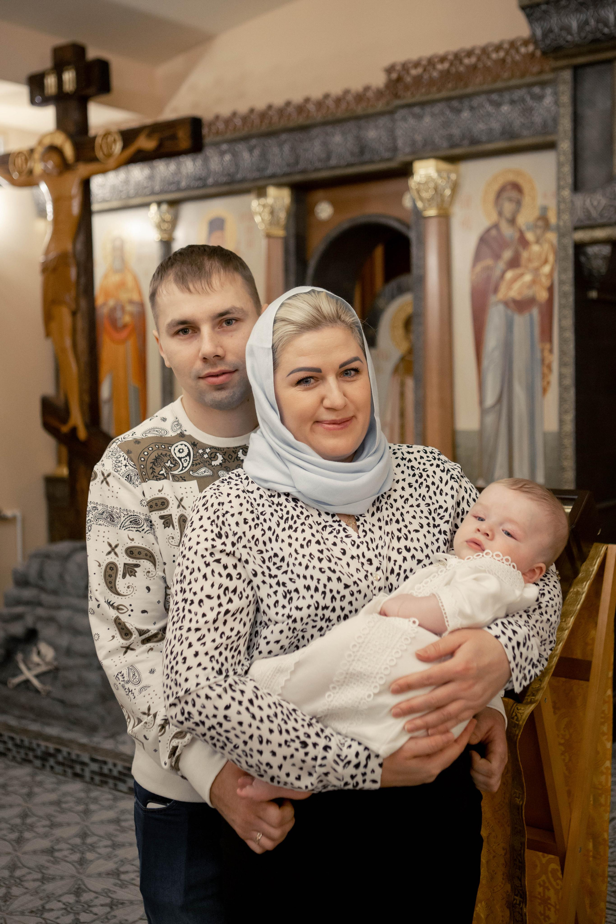 Даниил. Крещение в Храме Первосвятителей Московских в Ленинских Горках, фотосессия. Фотограф Валерия Горбунова Подольск Бутово Видное Щербинка