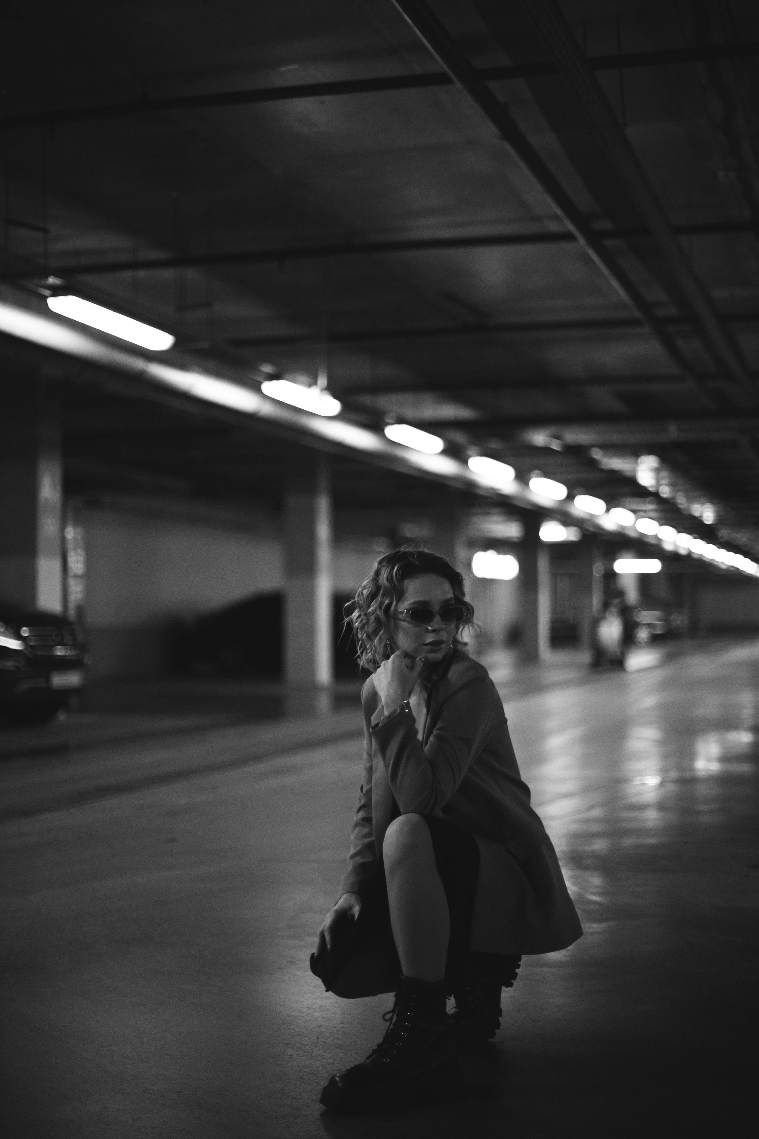 Съемка на подземной парковке в Бутово Молл. Женская фотосессия. Фотограф Валерия Горбунова Подольск Бутово Видное Щербинка