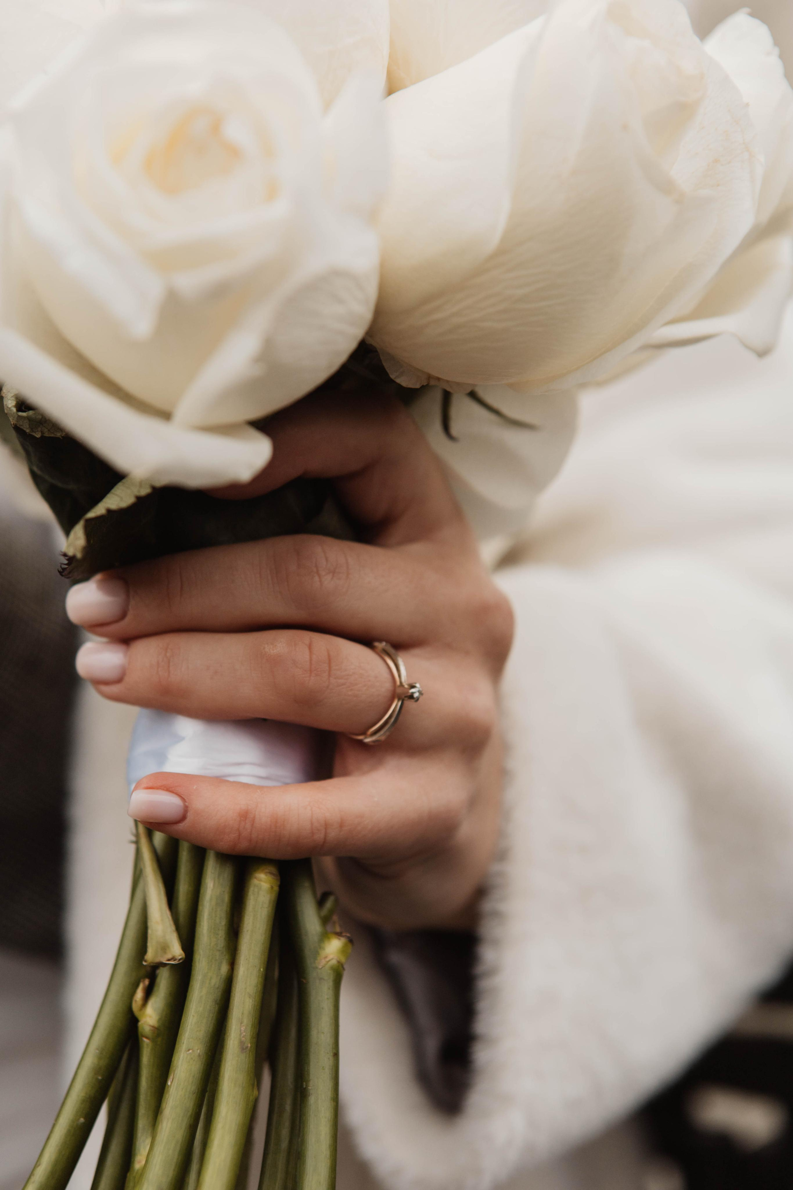 Свадьба на двоих на Таганке у Сталинской высотки. Фотосессия в Москве. Фотограф Валерия Горбунова Подольск Бутово Видное Щербинка