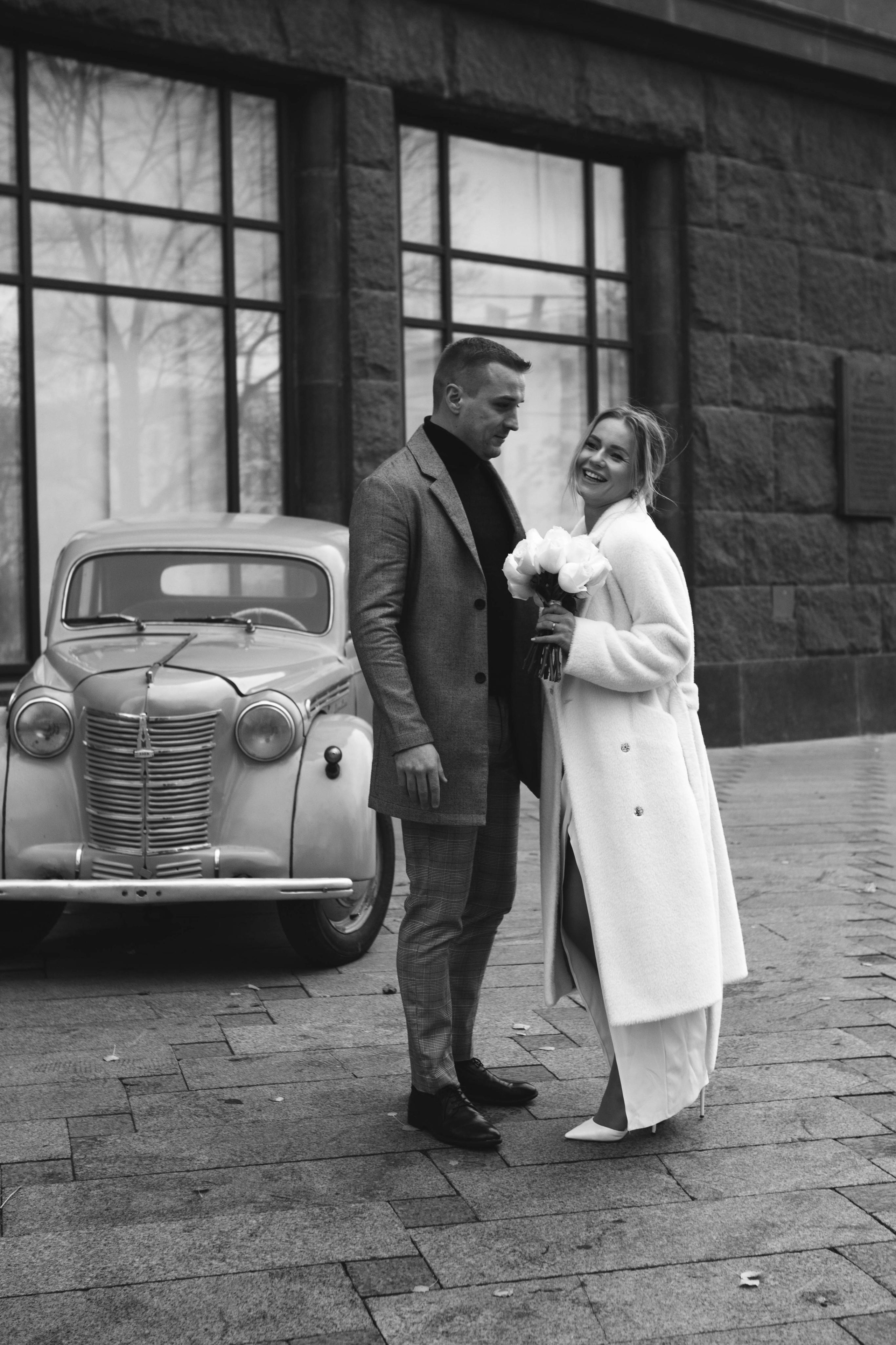 Свадьба на двоих на Таганке у Сталинской высотки. Фотосессия в Москве. Фотограф Валерия Горбунова Подольск Бутово Видное Щербинка