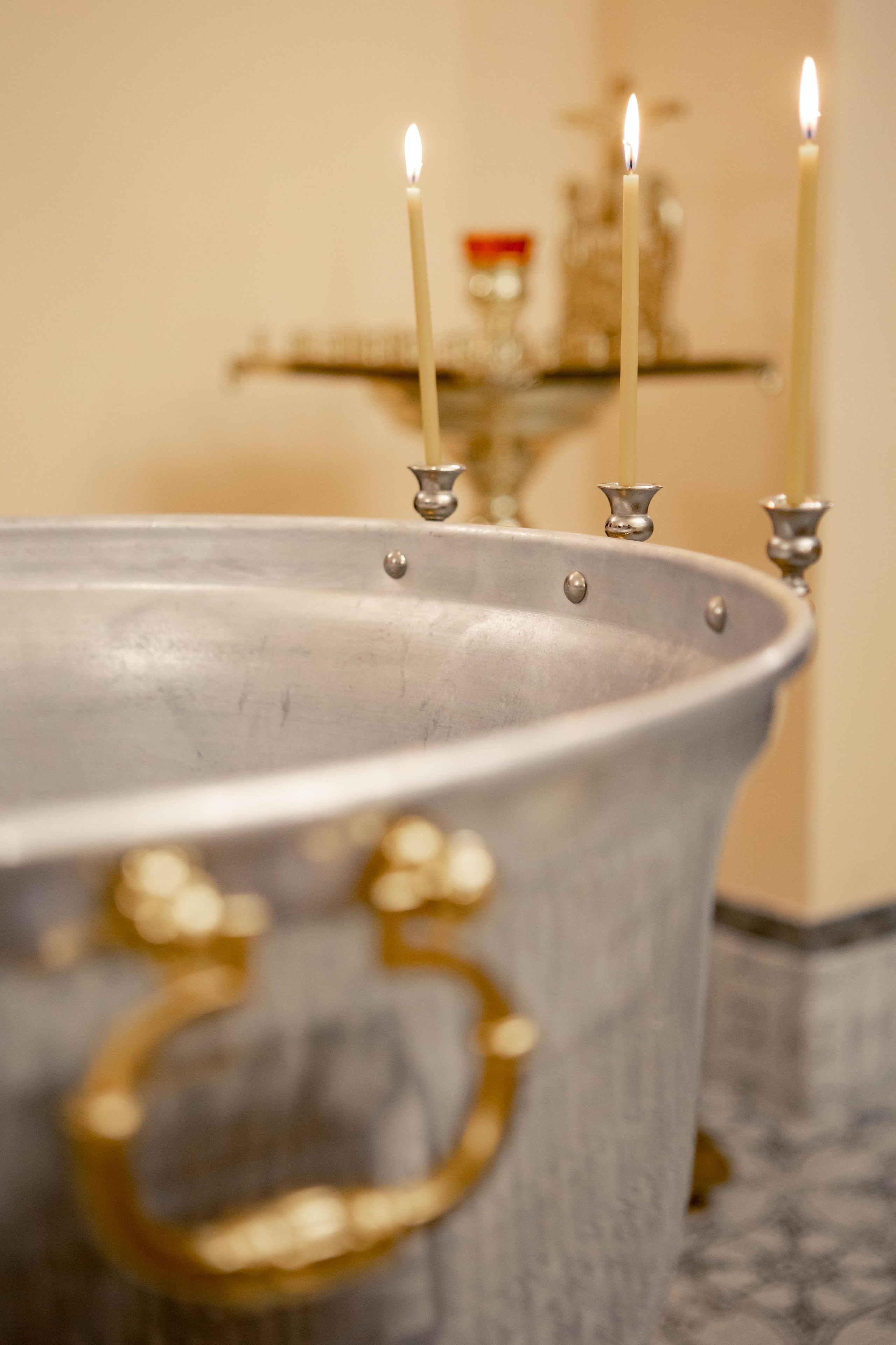 Даниил. Крещение в Храме Первосвятителей Московских в Ленинских Горках, фотосессия. Фотограф Валерия Горбунова Подольск Бутово Видное Щербинка