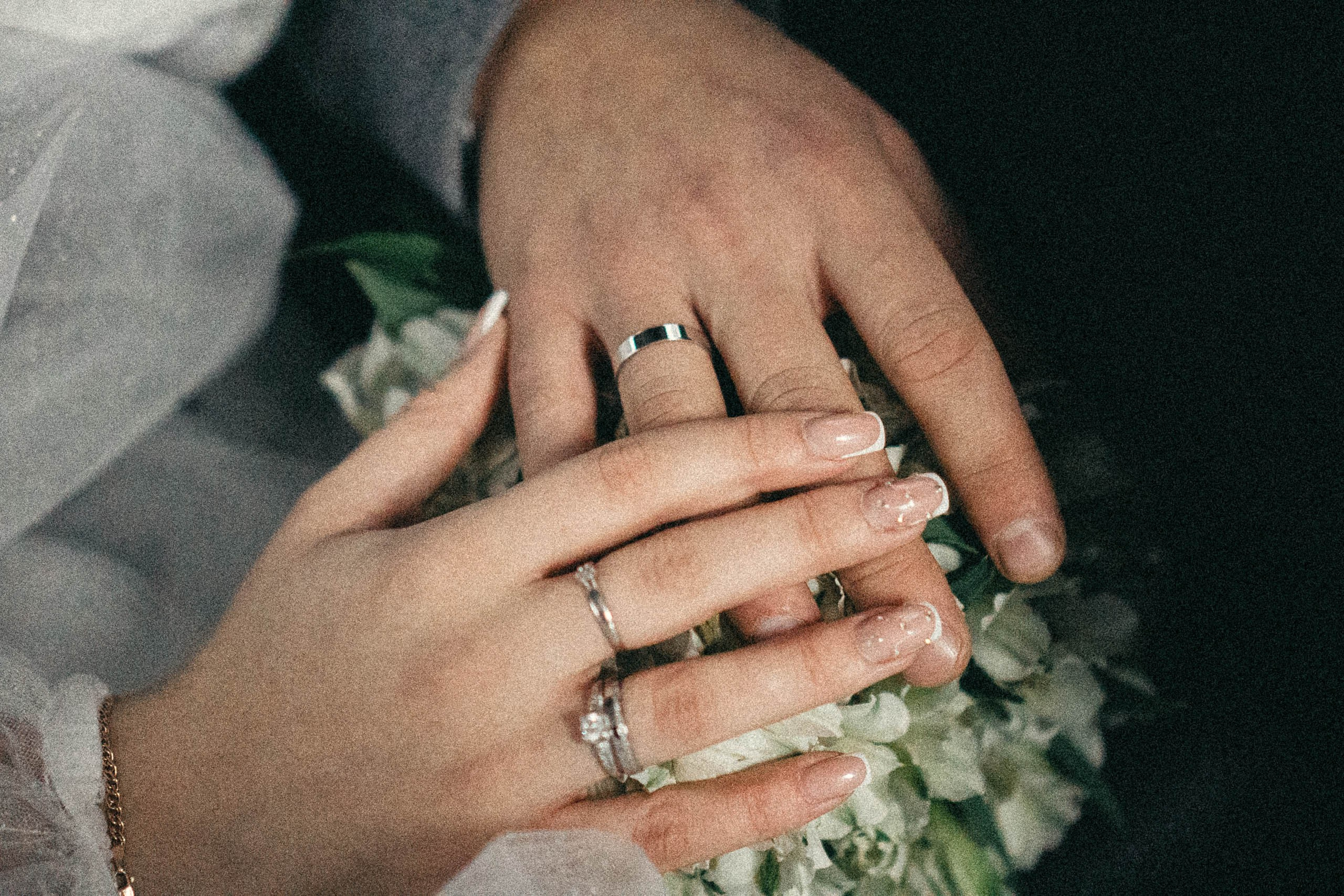 СВАДЕБНАЯ СЬЕМКА ПАРЫ В ГОРОДЕ ПУШКИН В ПАРКЕ ЕКАТЕРИНЕНСКОМ В НОЯБРЕ. Профессиональный фотограф, Санкт-Петербург — Виктория Богомолова