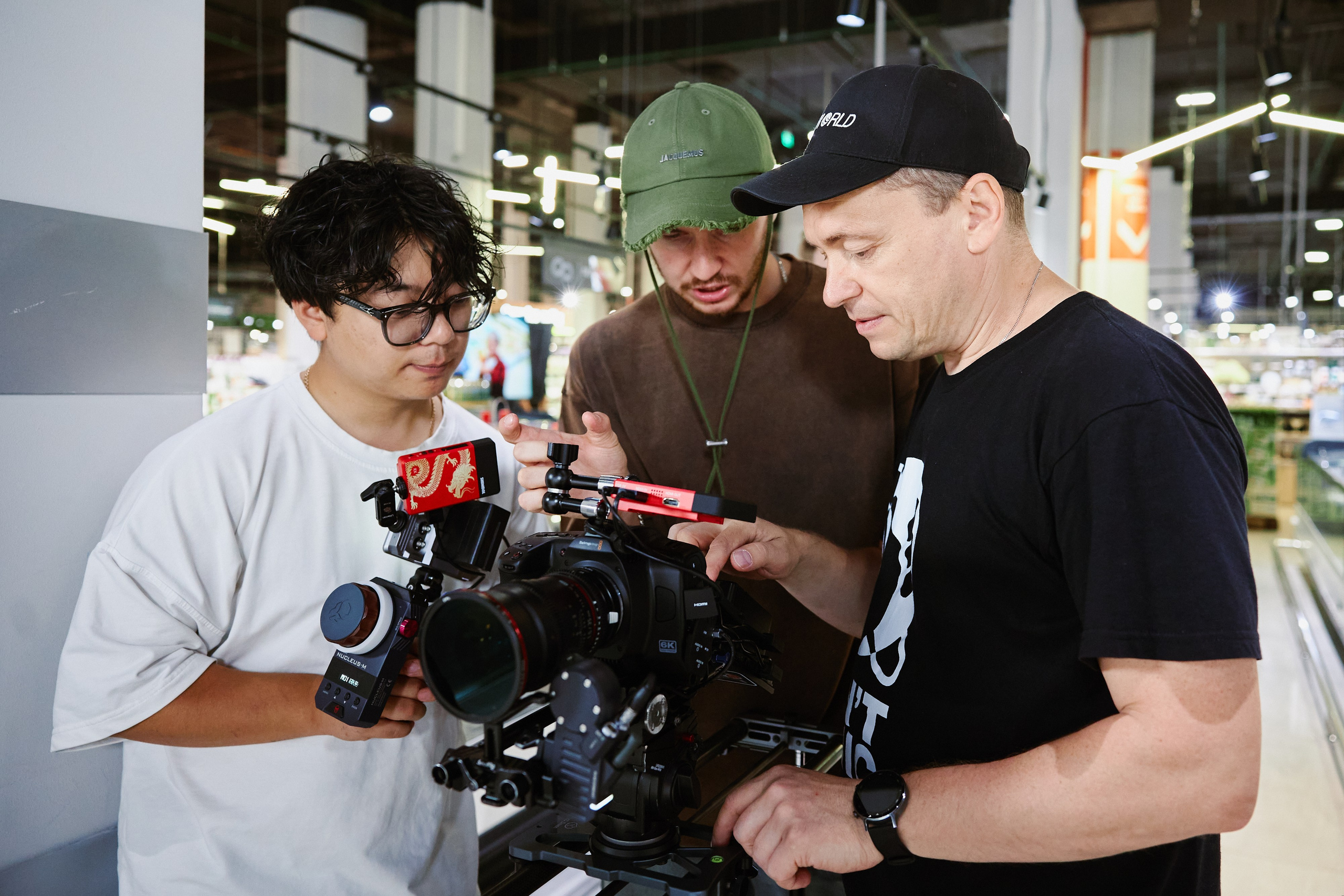 СОЛЬ PRODUCTION БЭК (BROSKO). ФОТОГРАФ НА МЕРОПРИЯТИЕ ОТ СОЛЬ МЕДИА PRODUCTION