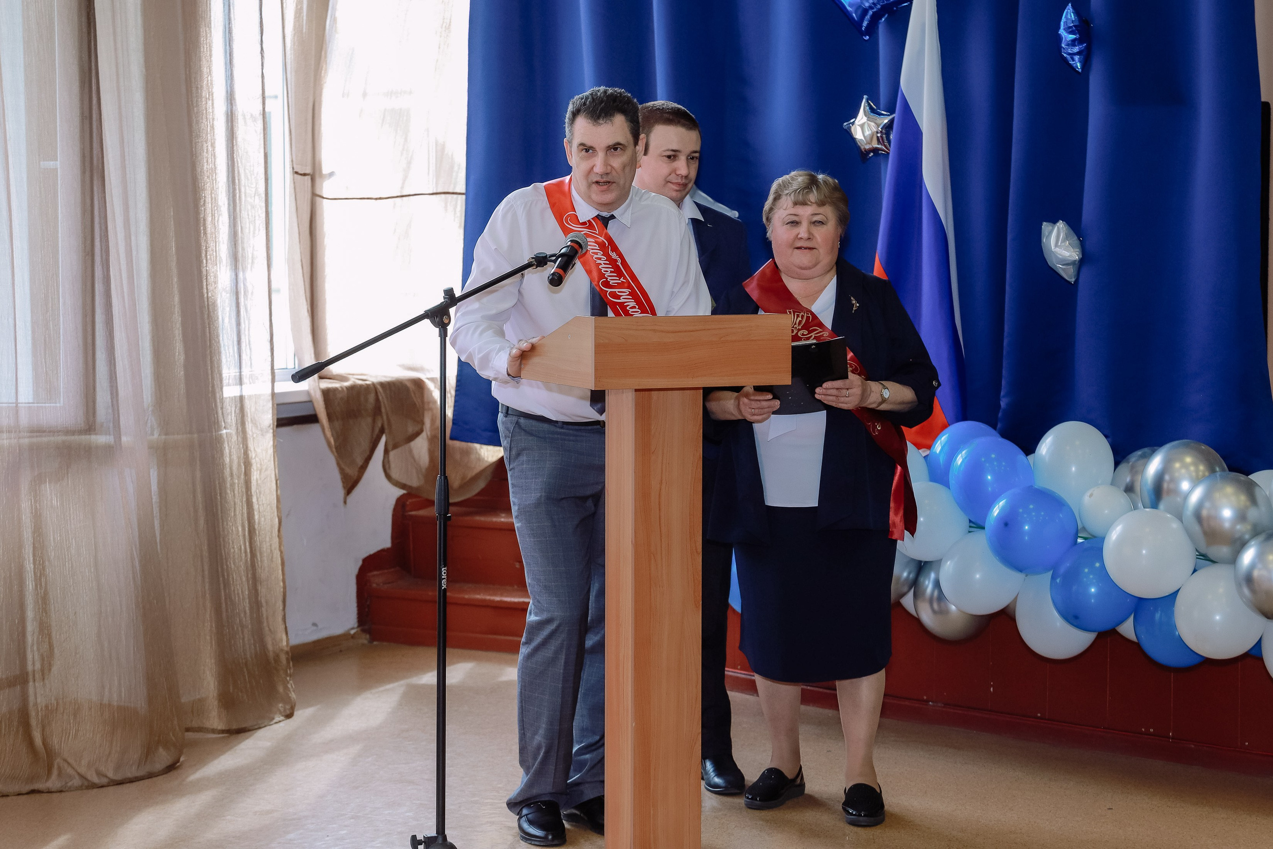 Последний звонок 9 кл № 26. Фотограф Юлия Мальцева