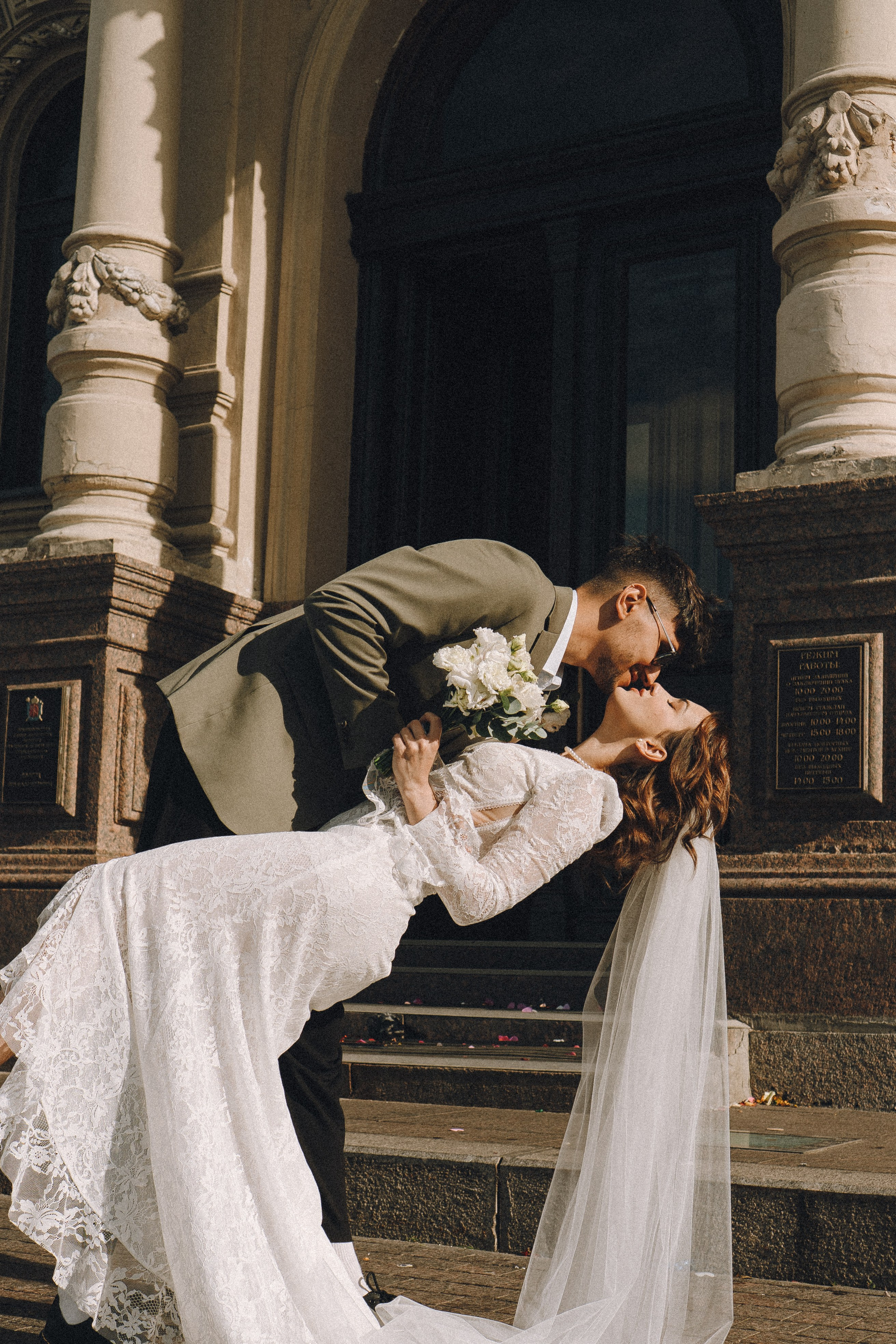 СВАДЕБНАЯ СЬЕМКА В ПЕРВОМ ДВОРЦЕ БРАКОСОЧЕТАНИЯ. Профессиональный фотограф, Санкт-Петербург — Виктория Богомолова