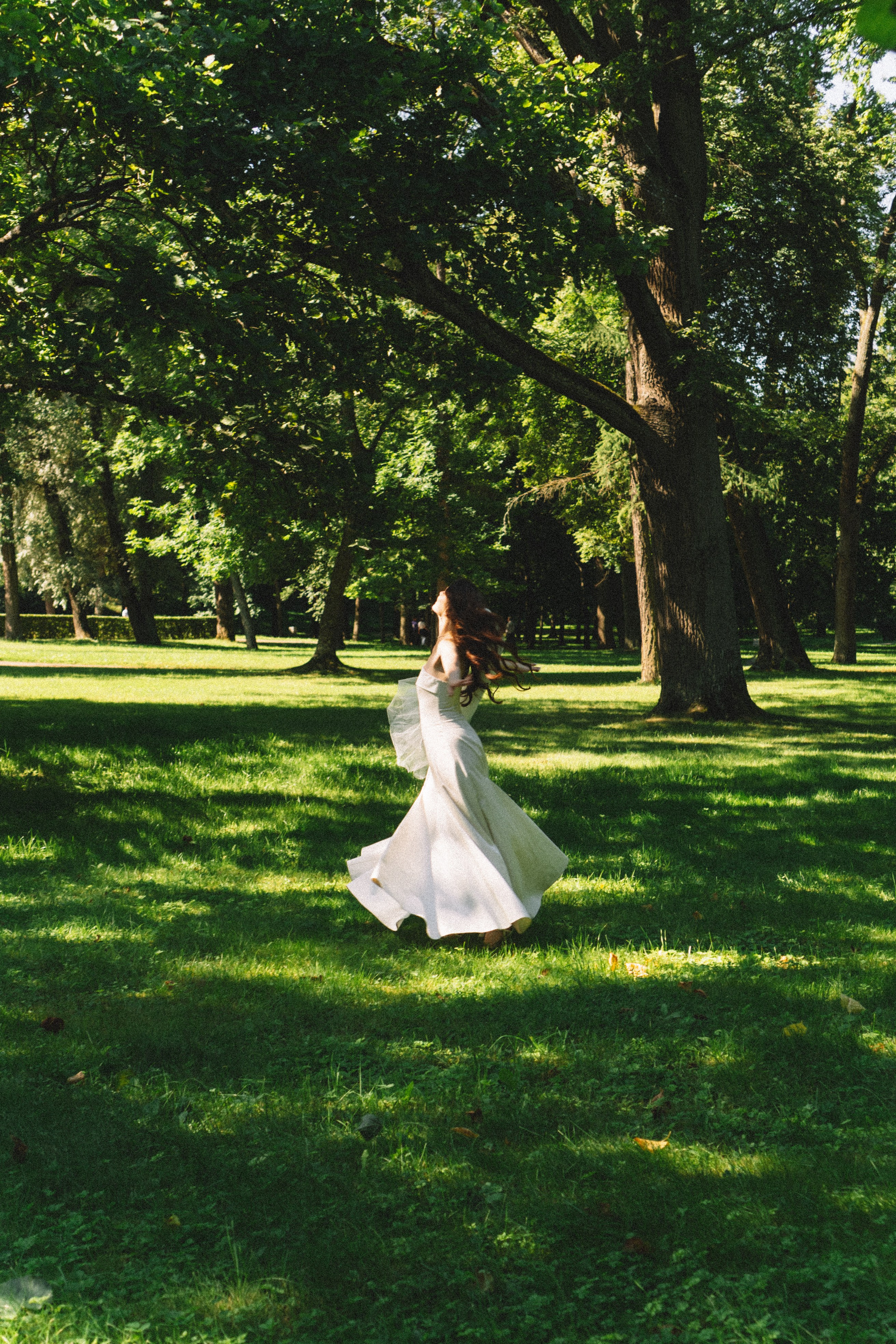 СВАДЕБНАЯ СЬЕМКА В ПЕТЕРГОФЕ И СЬЕМКА РЕПОРТАЖА В ЗАГСЕ ПЕТЕРГОФА. Профессиональный фотограф, Санкт-Петербург — Виктория Богомолова