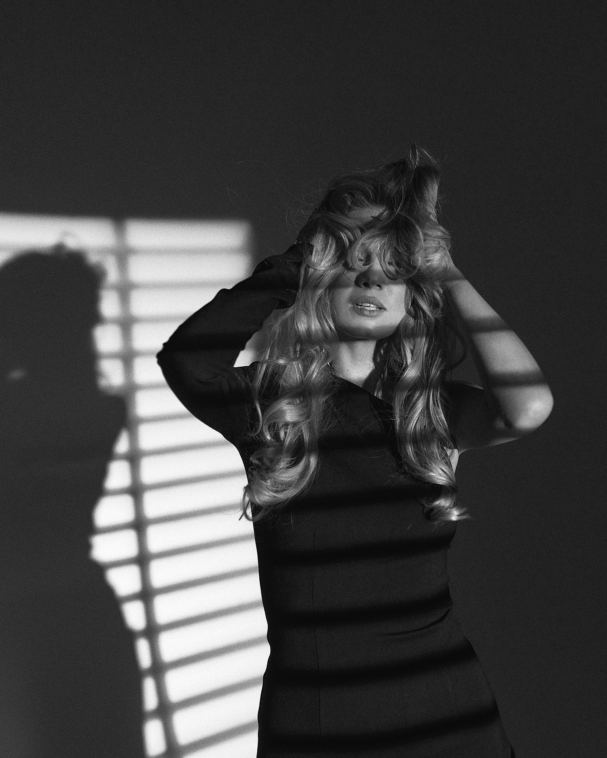 Студийная фотосессия со спот-насадкой. Портретный фотограф Дарья Едапина Новосибирск. Фотограф Дарья Едапина Новосибирск