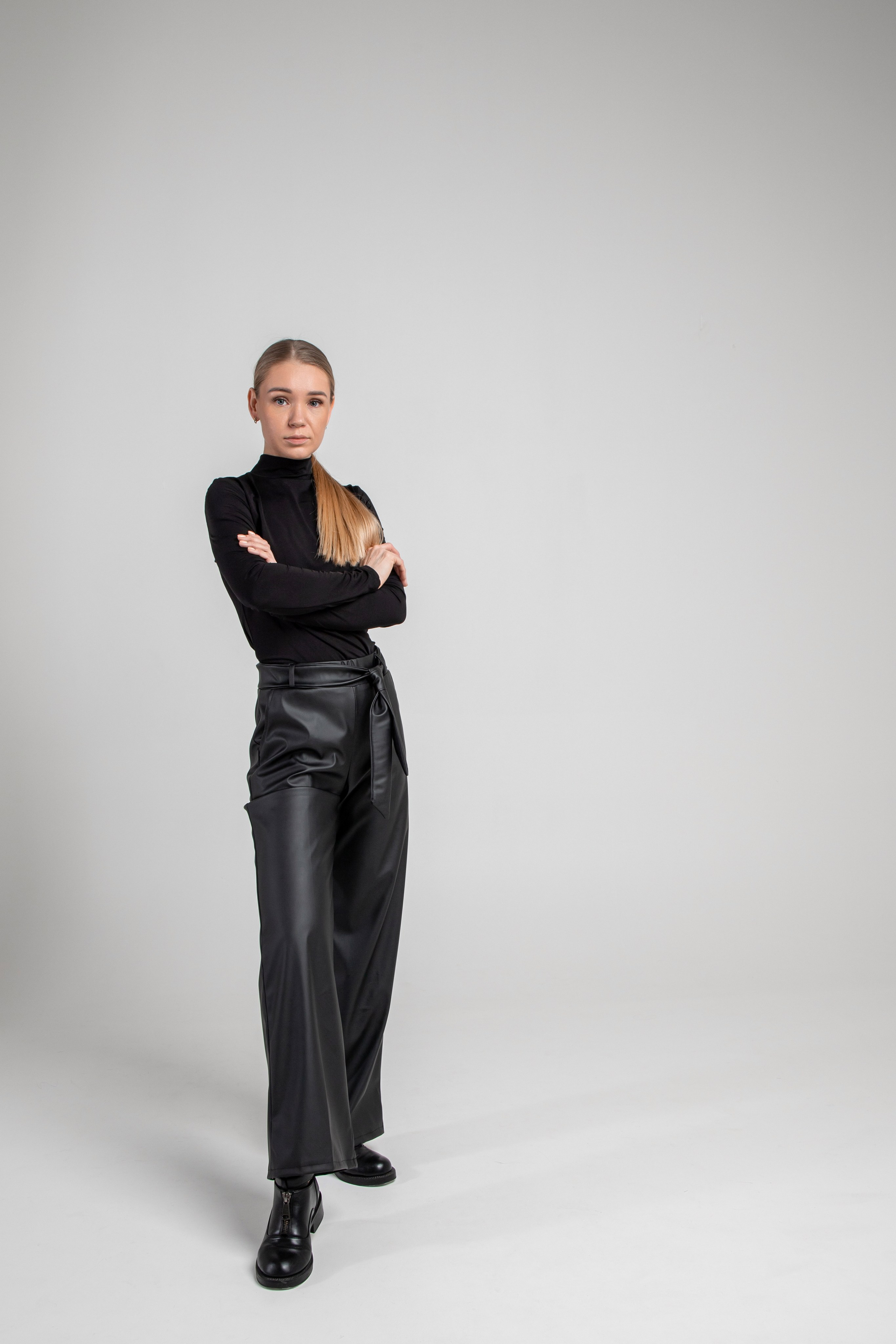 Брюки. Фотограф Денис Лесковский (Тюмень)