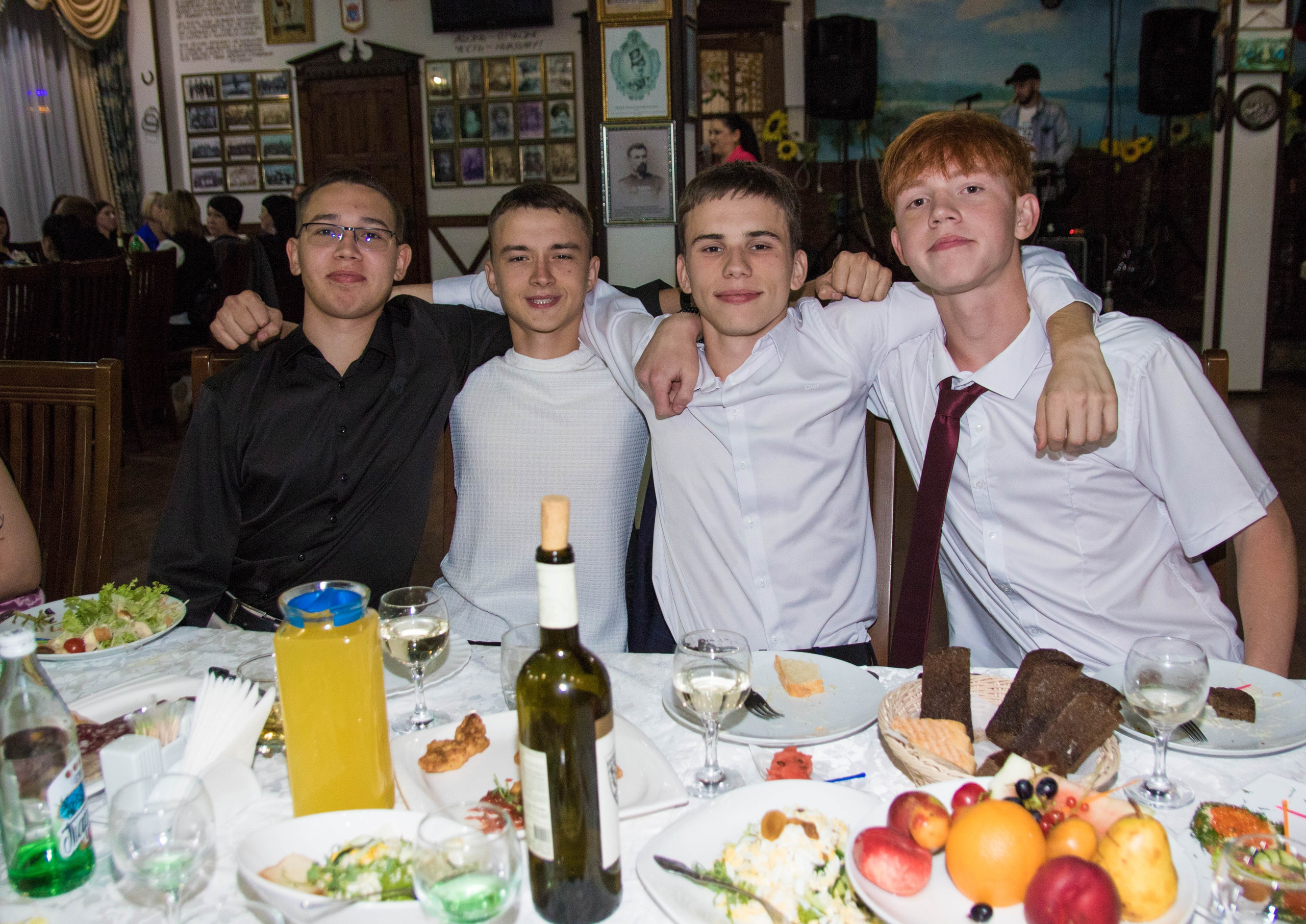 Выпускные. Организатор праздников. Ведущая Марина Гребенникова