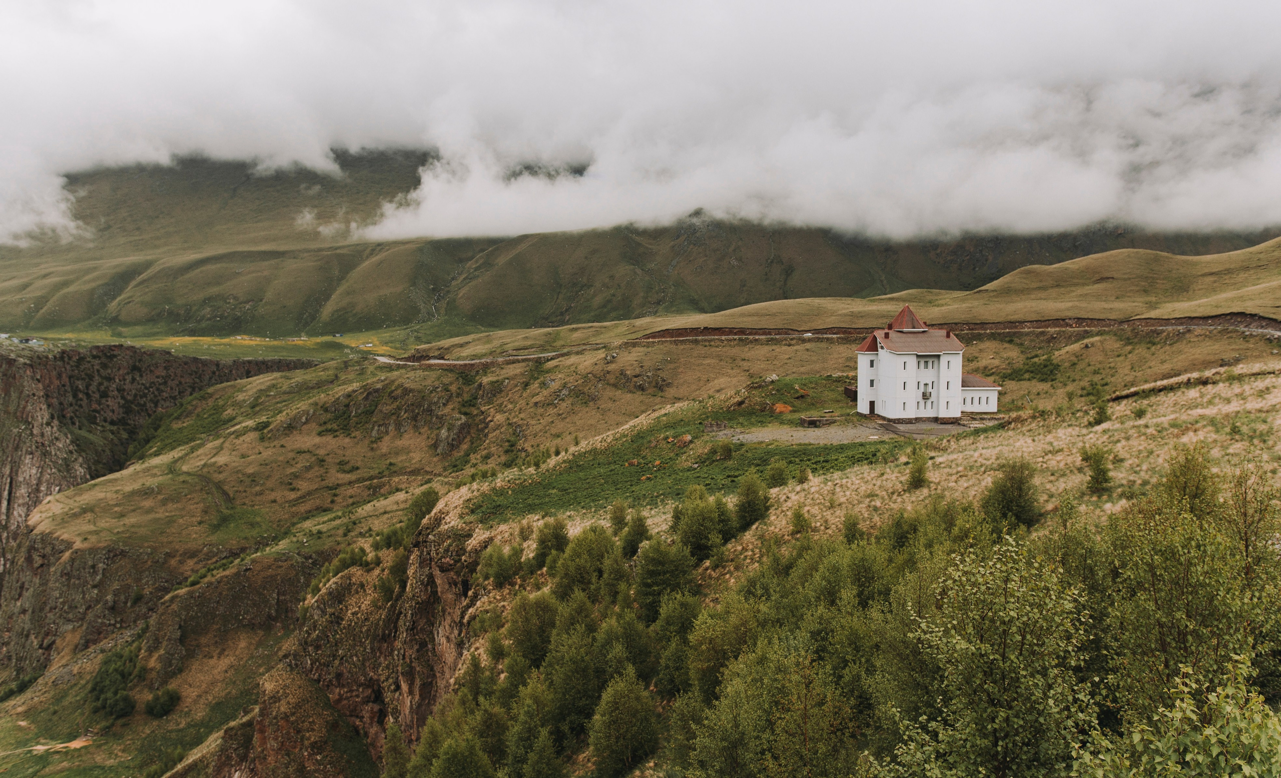 ЛЮТИКОВОЕ ЦАРСТВО. Фотограф Настя Конник | Пятигорск | Эльбрус | Домбай | Архыз | Видеограф КМВ