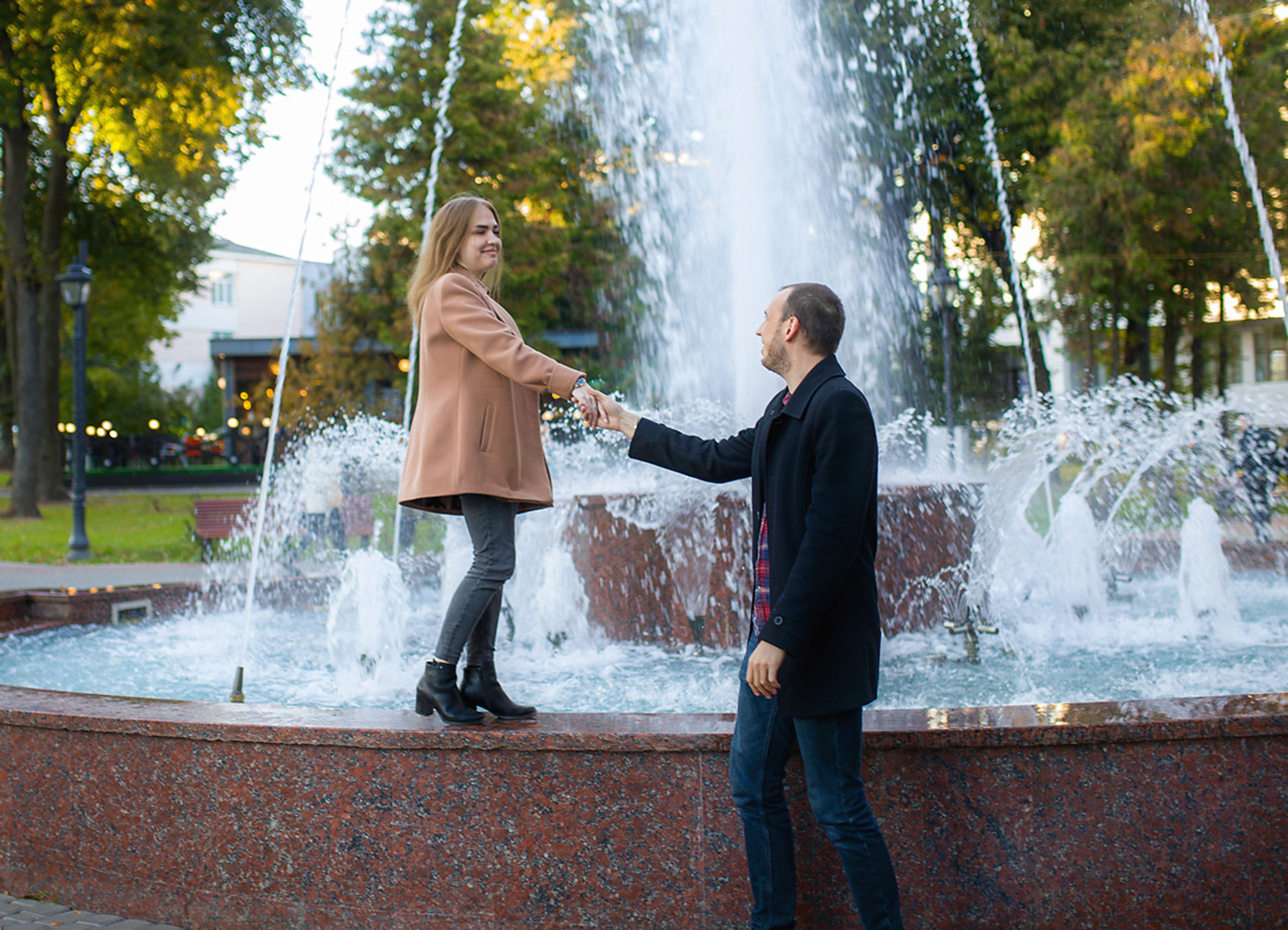 Фотосессия красивой пары. Семейная и свадебный фотограф в Брянске Галина Медведкова