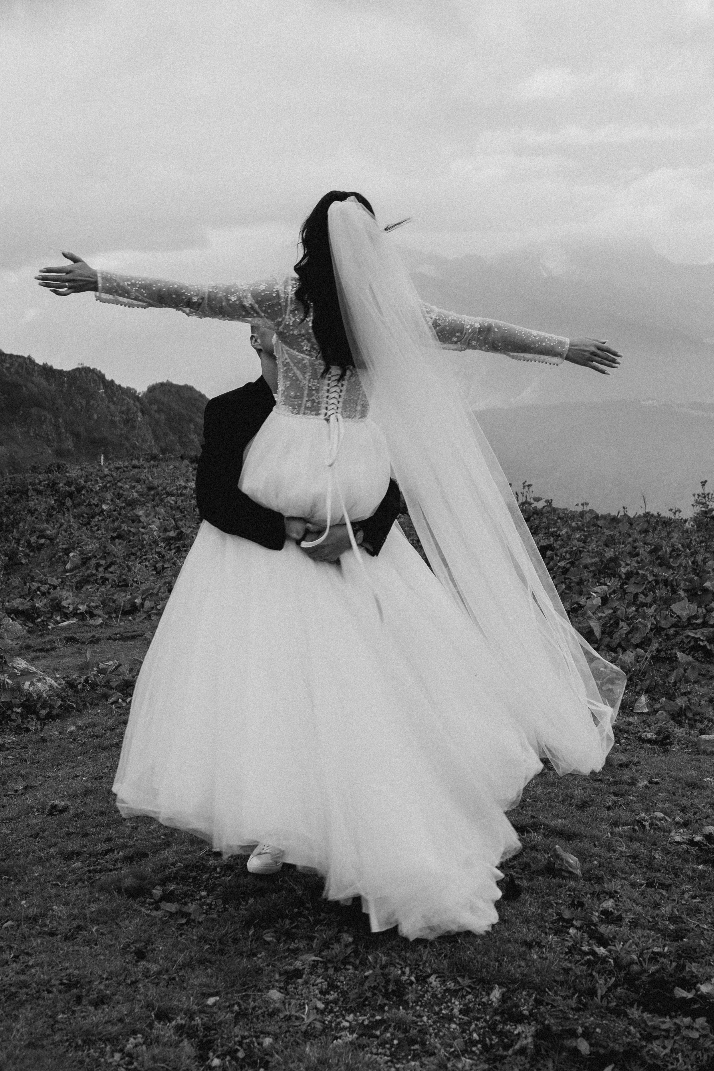 Свадебная Фотосессия в горах Сочи Красной поляны. Фотограф Сочи Адлер Сириус Красная поляна Олеся Минив