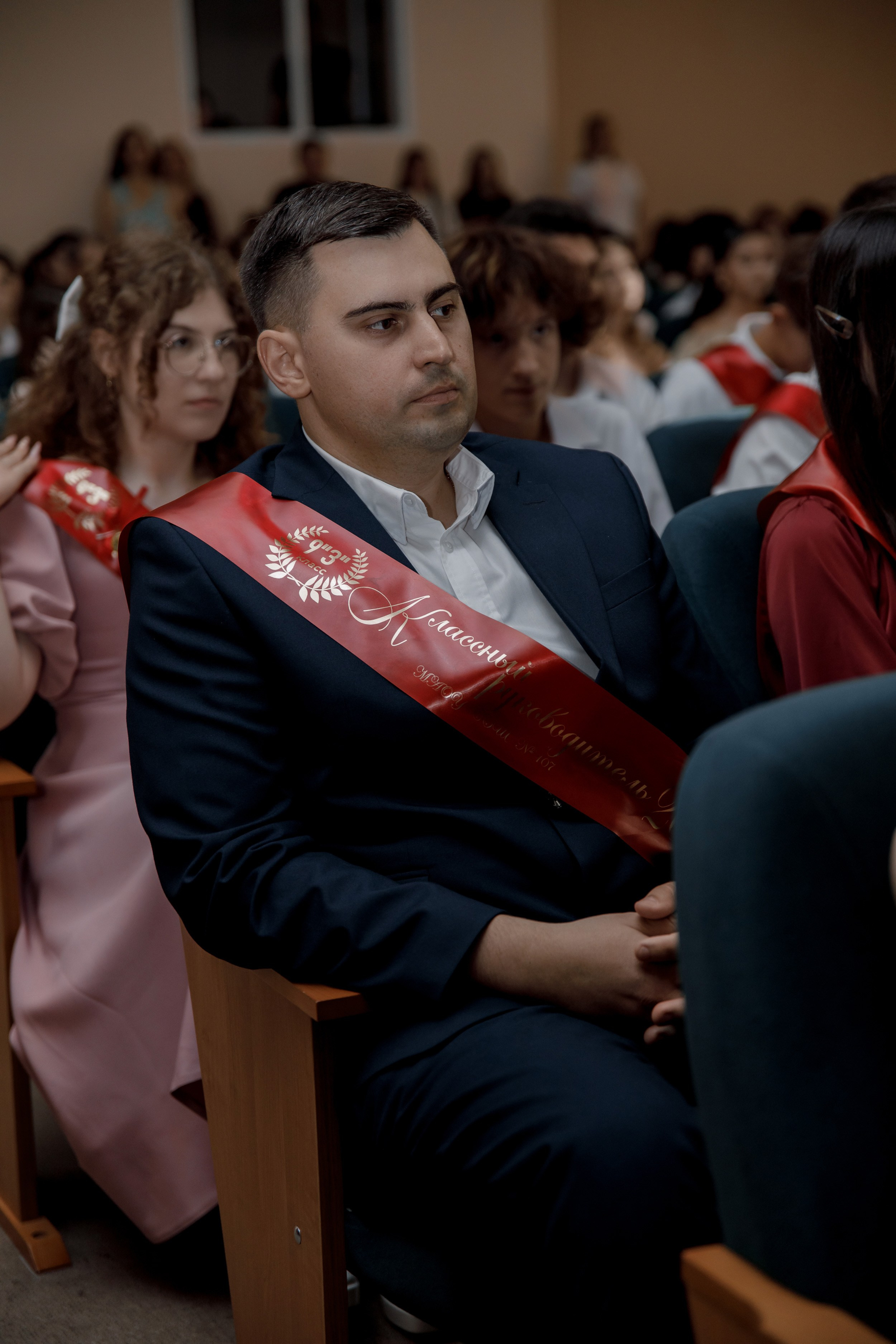 Выпускной школа 107 г Краснодар. Выпускные альбомы в Краснодарском крае