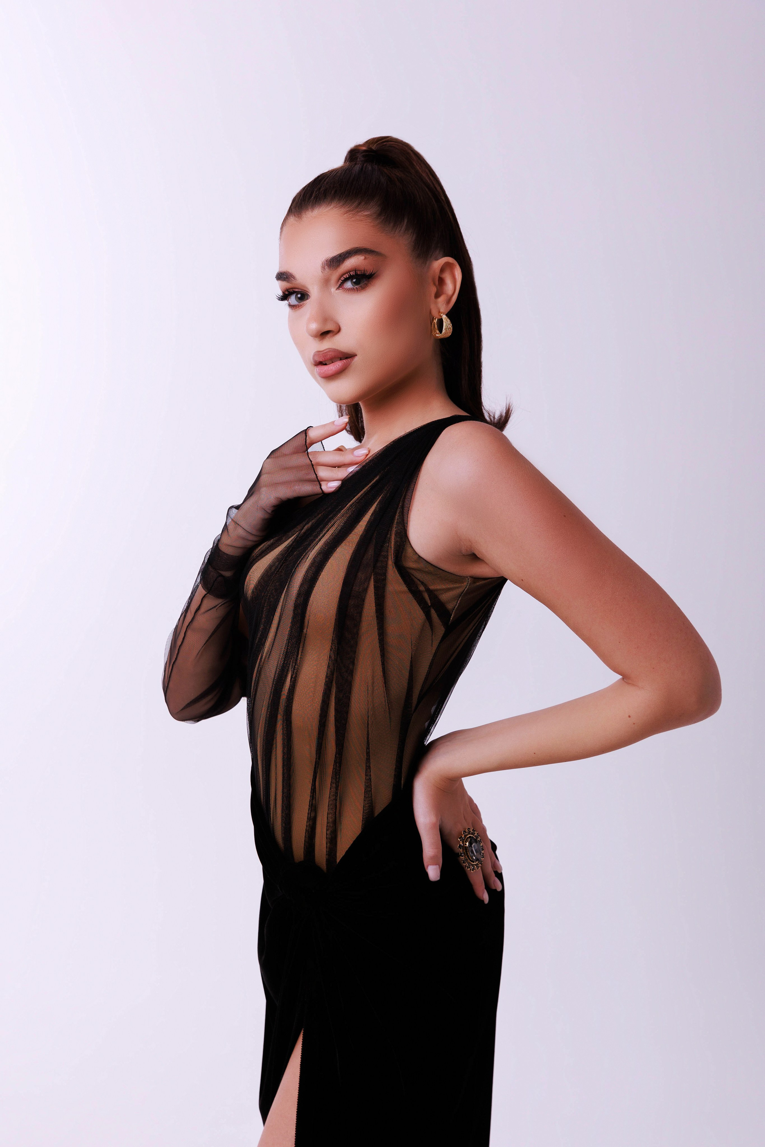 С искусственным светом. Фотограф Полина Лытнева