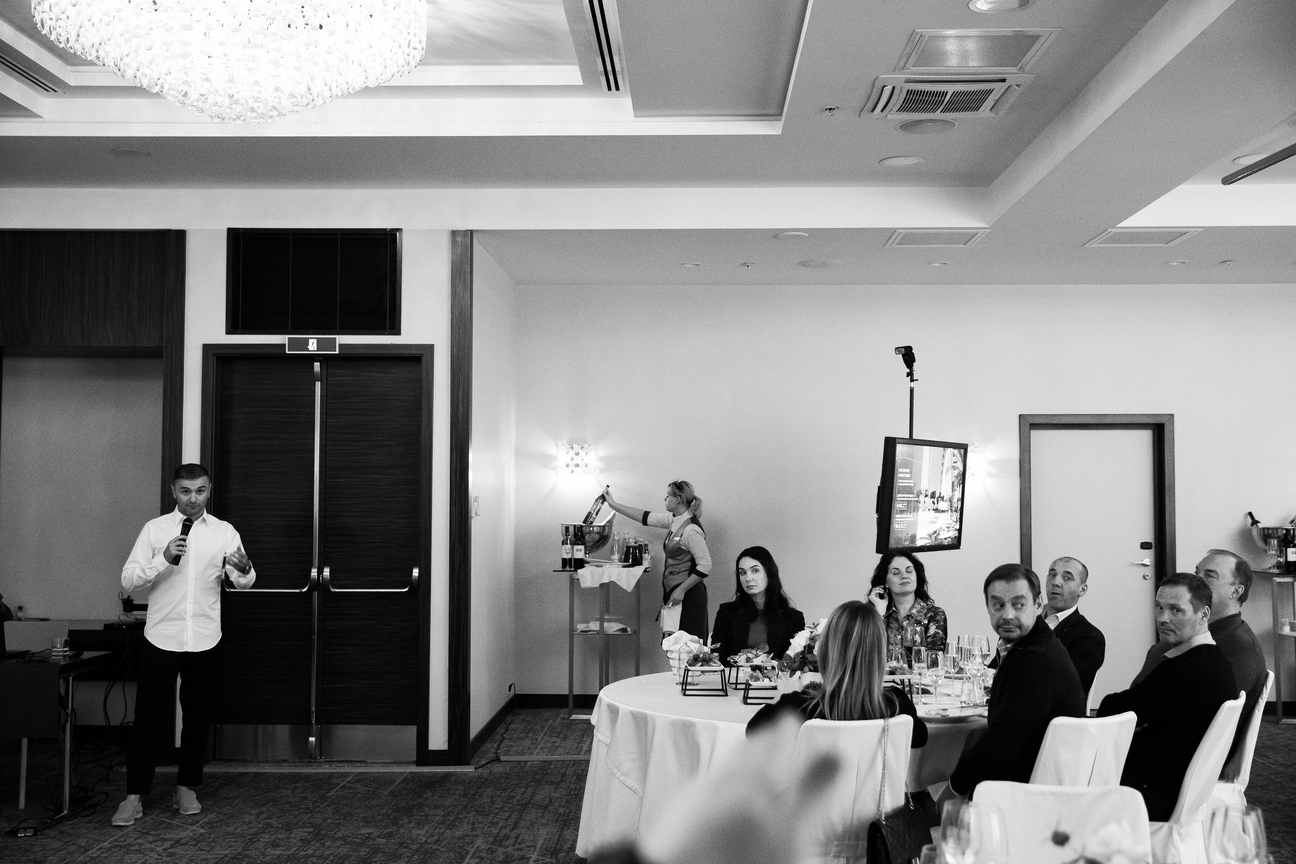 Бизнес обед. Недвижимость в Дубае. Свадебный Фотограф Илья Чепайкин. Калининград