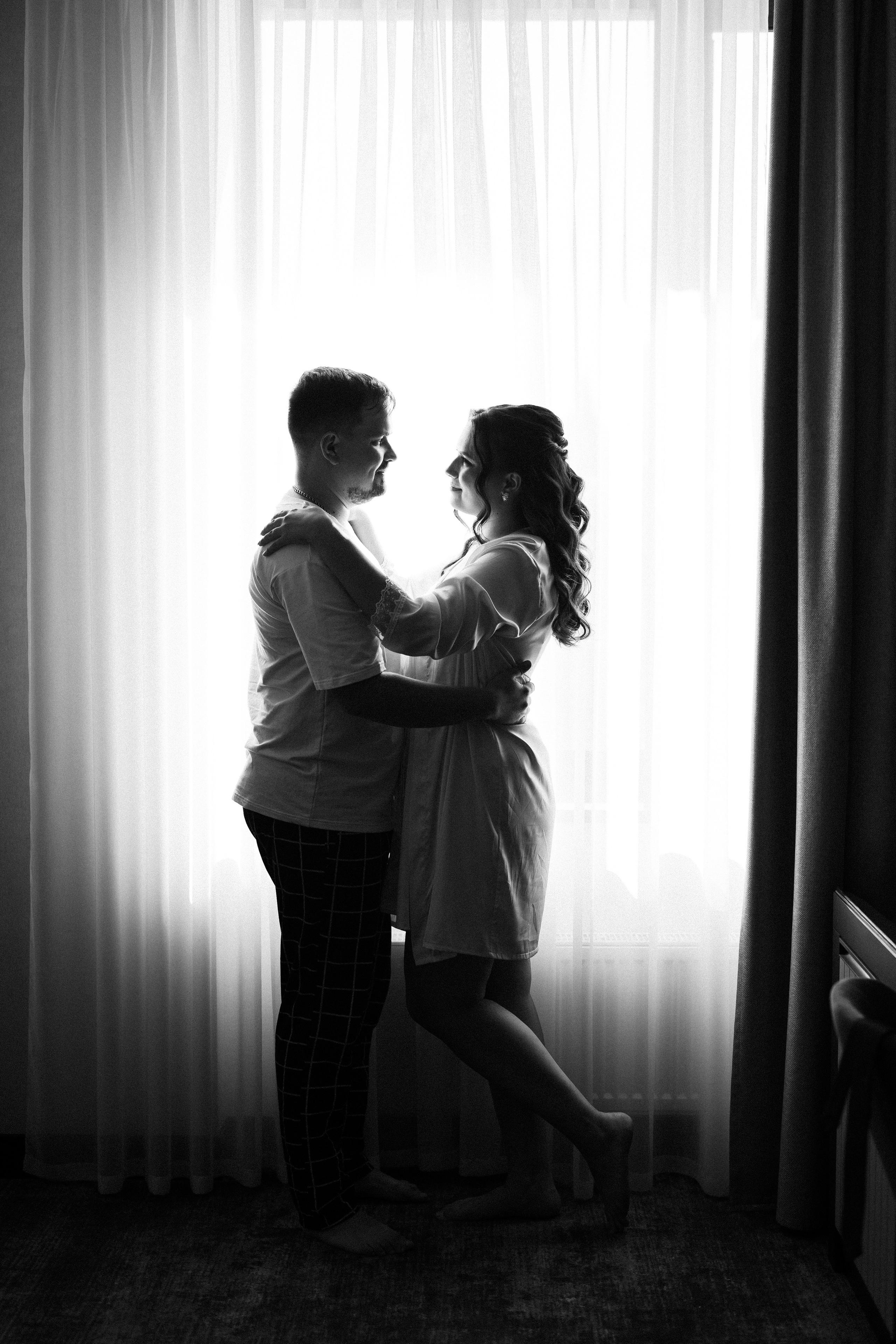 Илья & Анастасия. Свадебный и семейный фотограф в Омске Евгения Хакимова