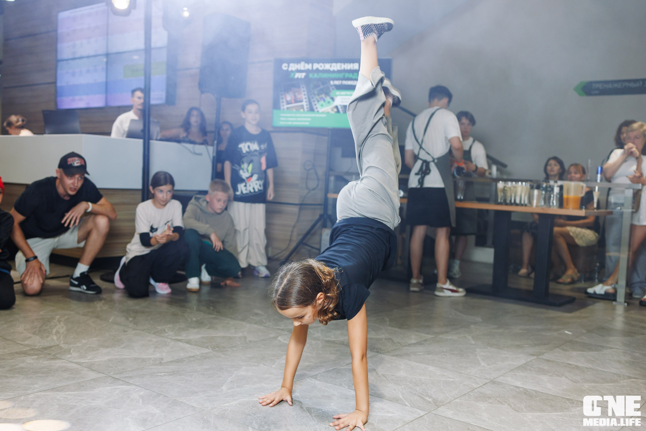 Фоторепортаж с 5-летия фитнес-клуба X-Fit. One Media Life: фоторепортажи, фотоотчеты с мероприятий и заведений