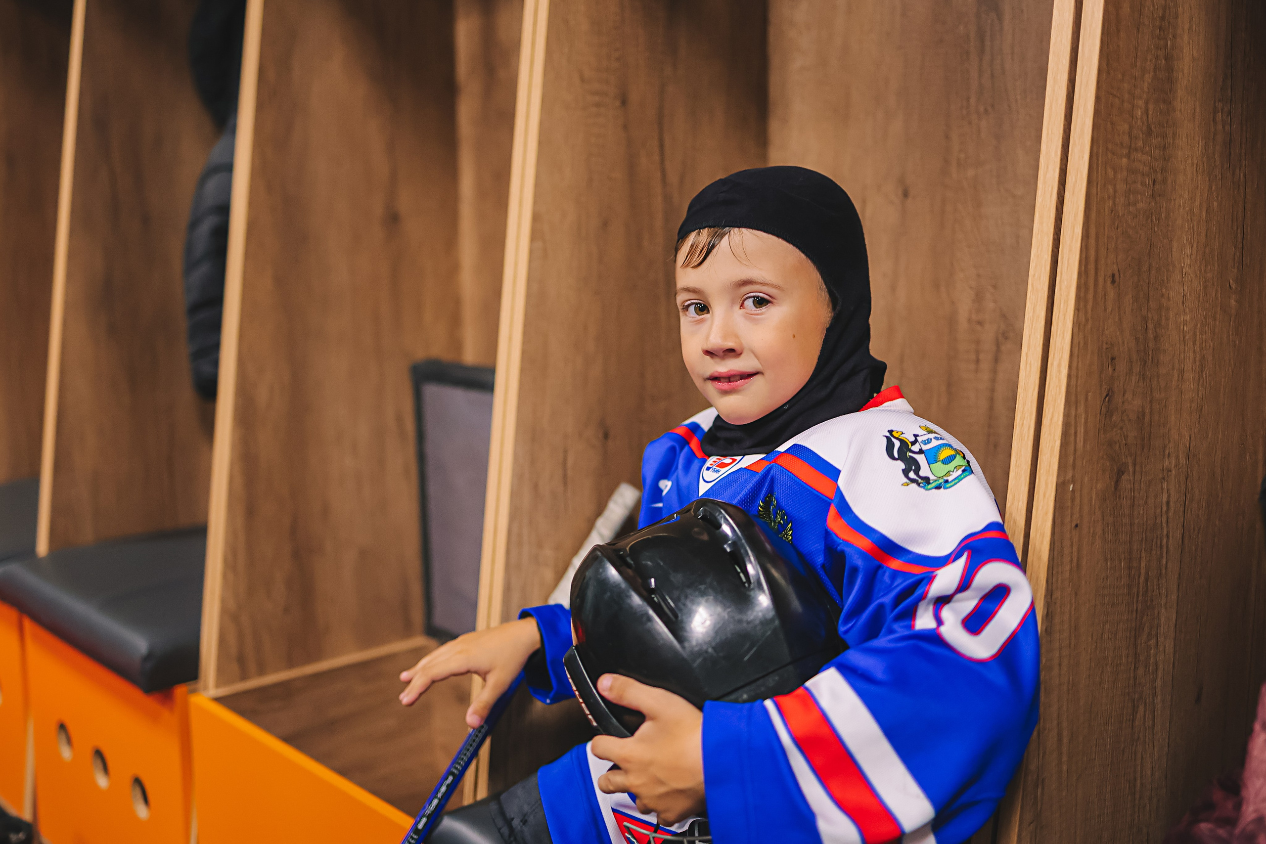 Хоккей тренировка. Семейный фотограф Тюмень, фотограф на роды Салмина Мария