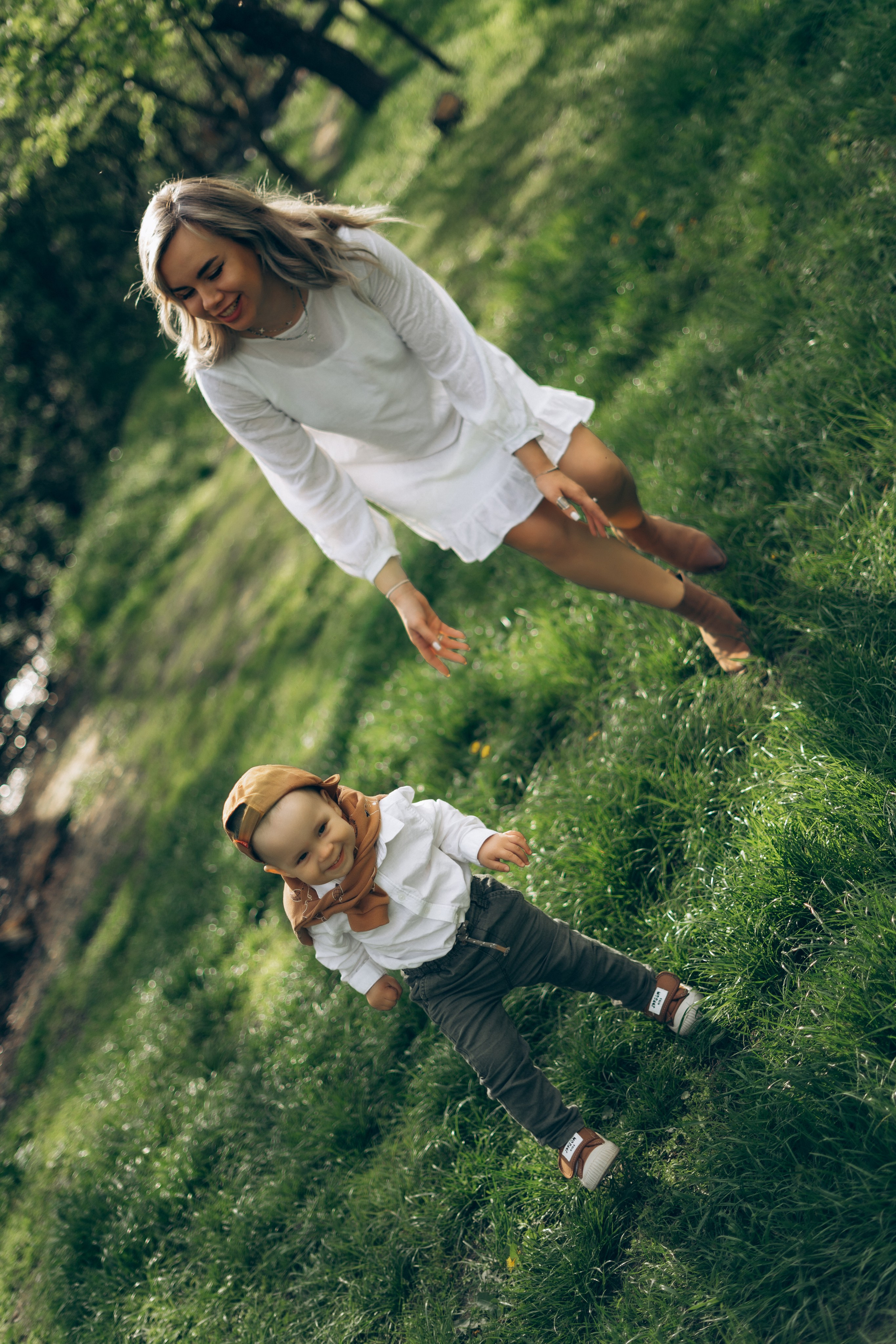 Прогулка в саду