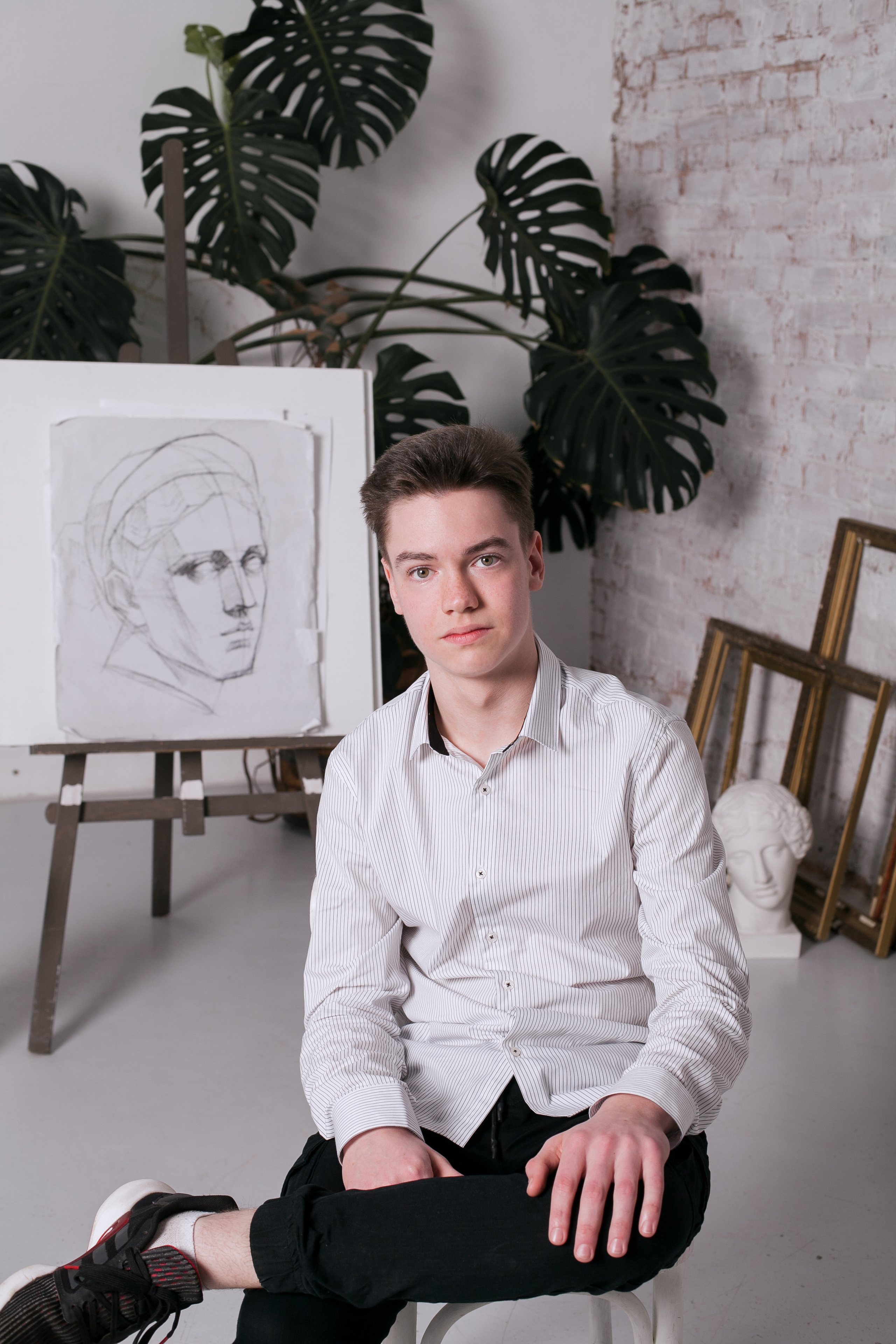 9 класс 37 школа Ярославль. Ирина Коновалова школьный фотограф. Выпускные альбомы Ярославль