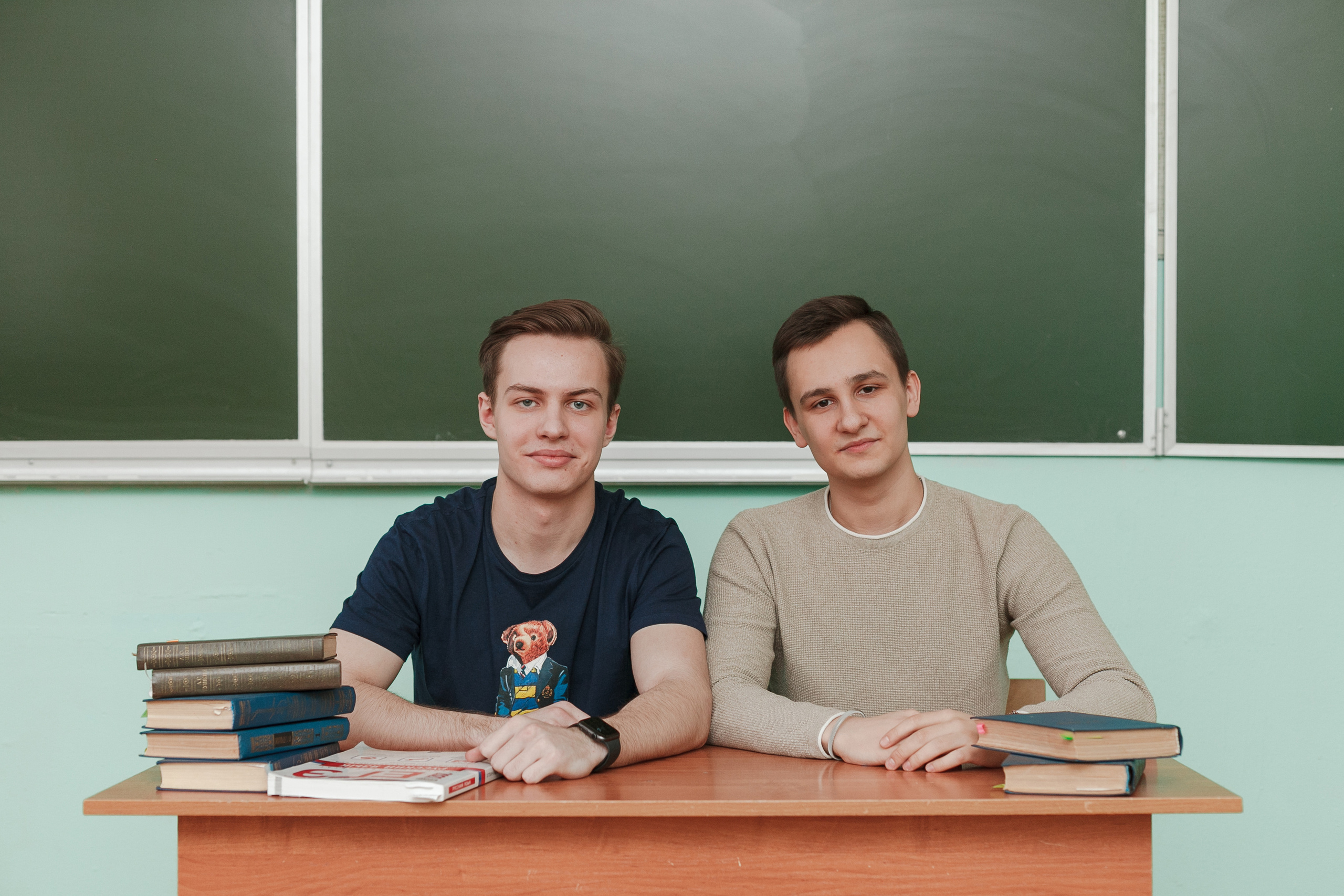 78 школа 11 класс Ярославль. Ирина Коновалова школьный фотограф. Выпускные альбомы Ярославль