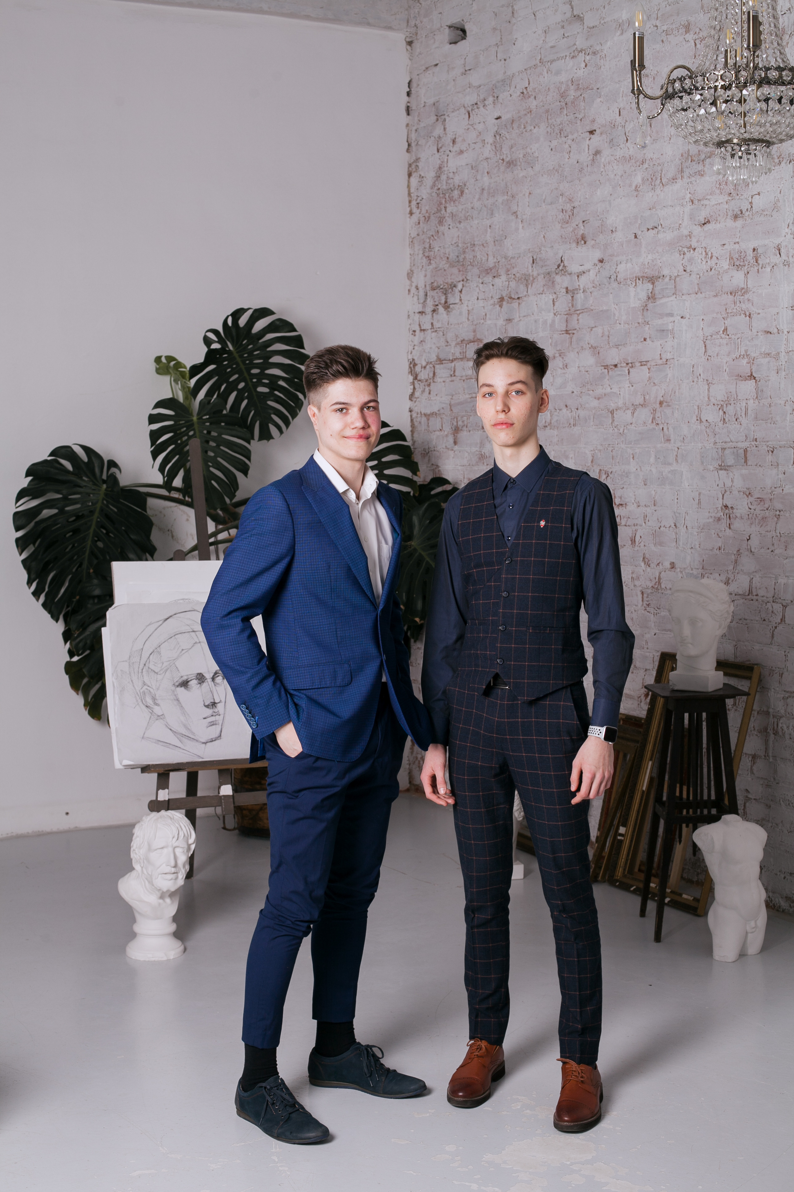 9 класс 37 школа Ярославль. Ирина Коновалова школьный фотограф. Выпускные альбомы Ярославль