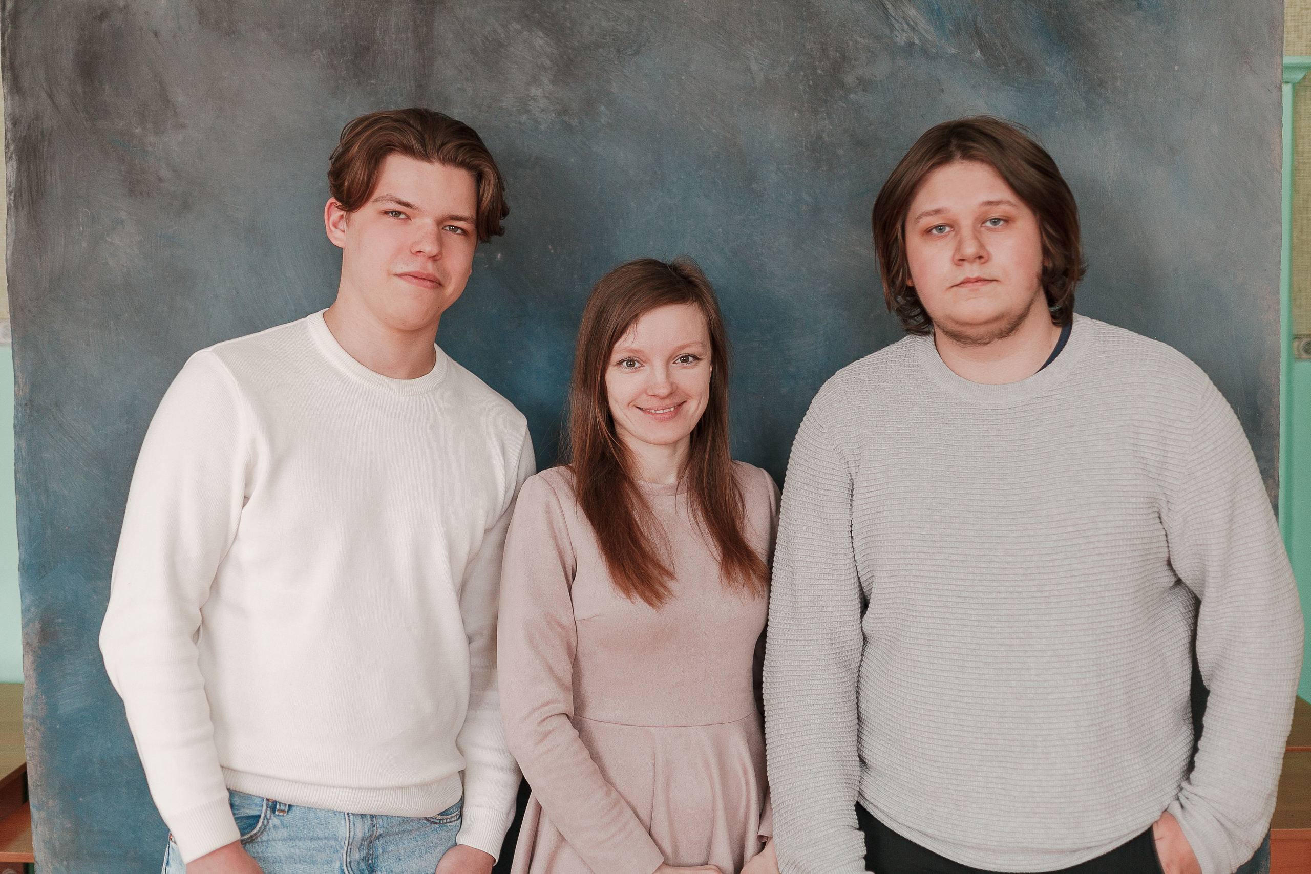 78 школа 11 класс Ярославль. Ирина Коновалова школьный фотограф. Выпускные альбомы Ярославль