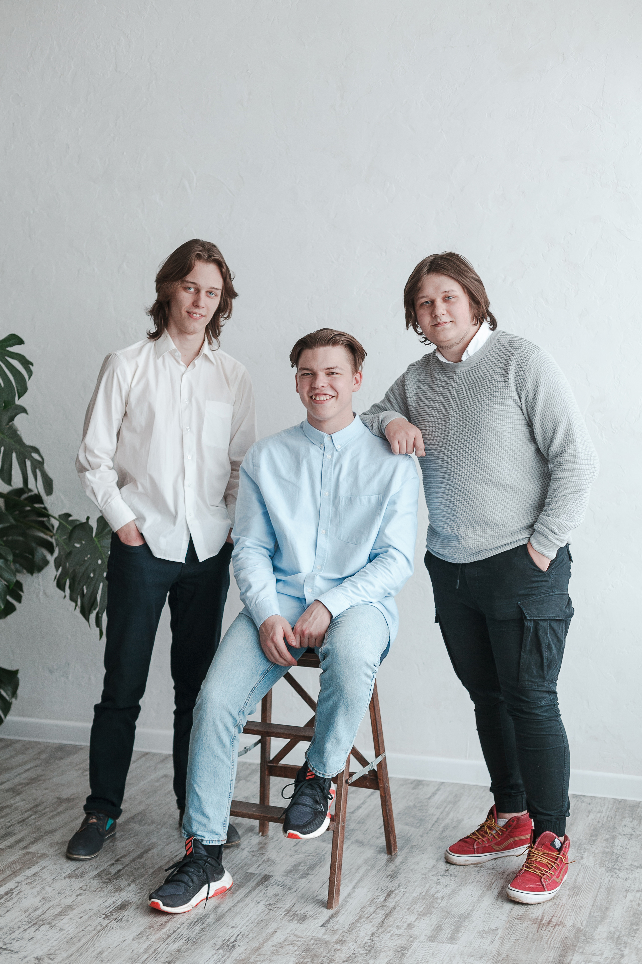 78 школа 11 класс Ярославль. Ирина Коновалова школьный фотограф. Выпускные альбомы Ярославль