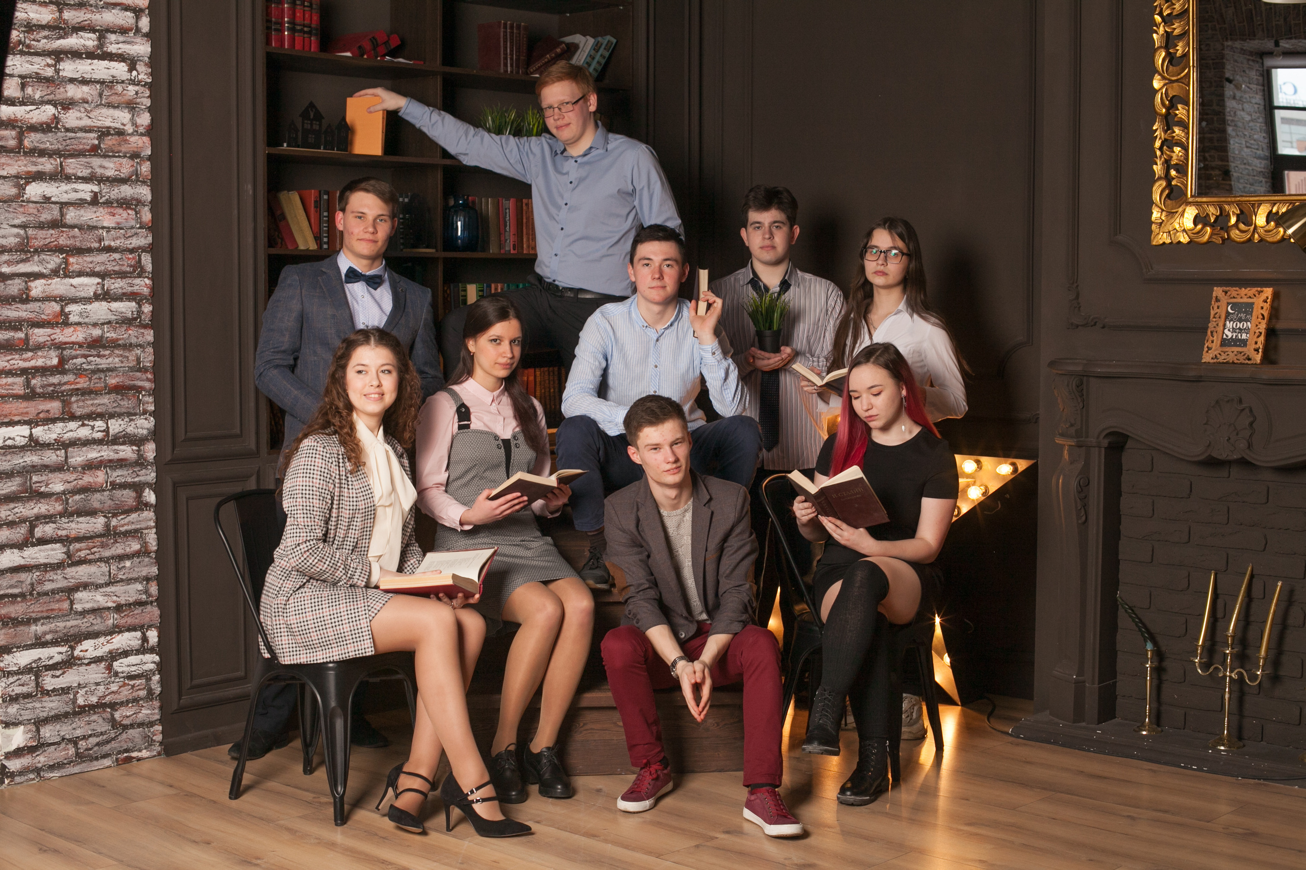 51 школа Ярославль. Ирина Коновалова школьный фотограф. Выпускные альбомы Ярославль