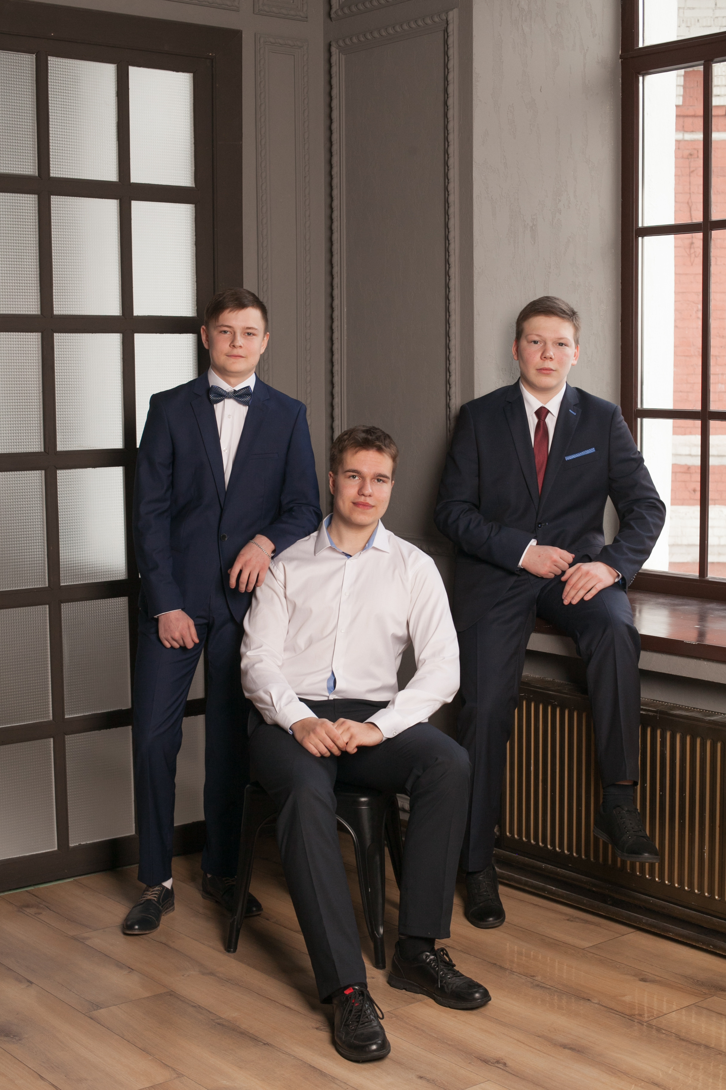 51 школа Ярославль. Ирина Коновалова школьный фотограф. Выпускные альбомы Ярославль