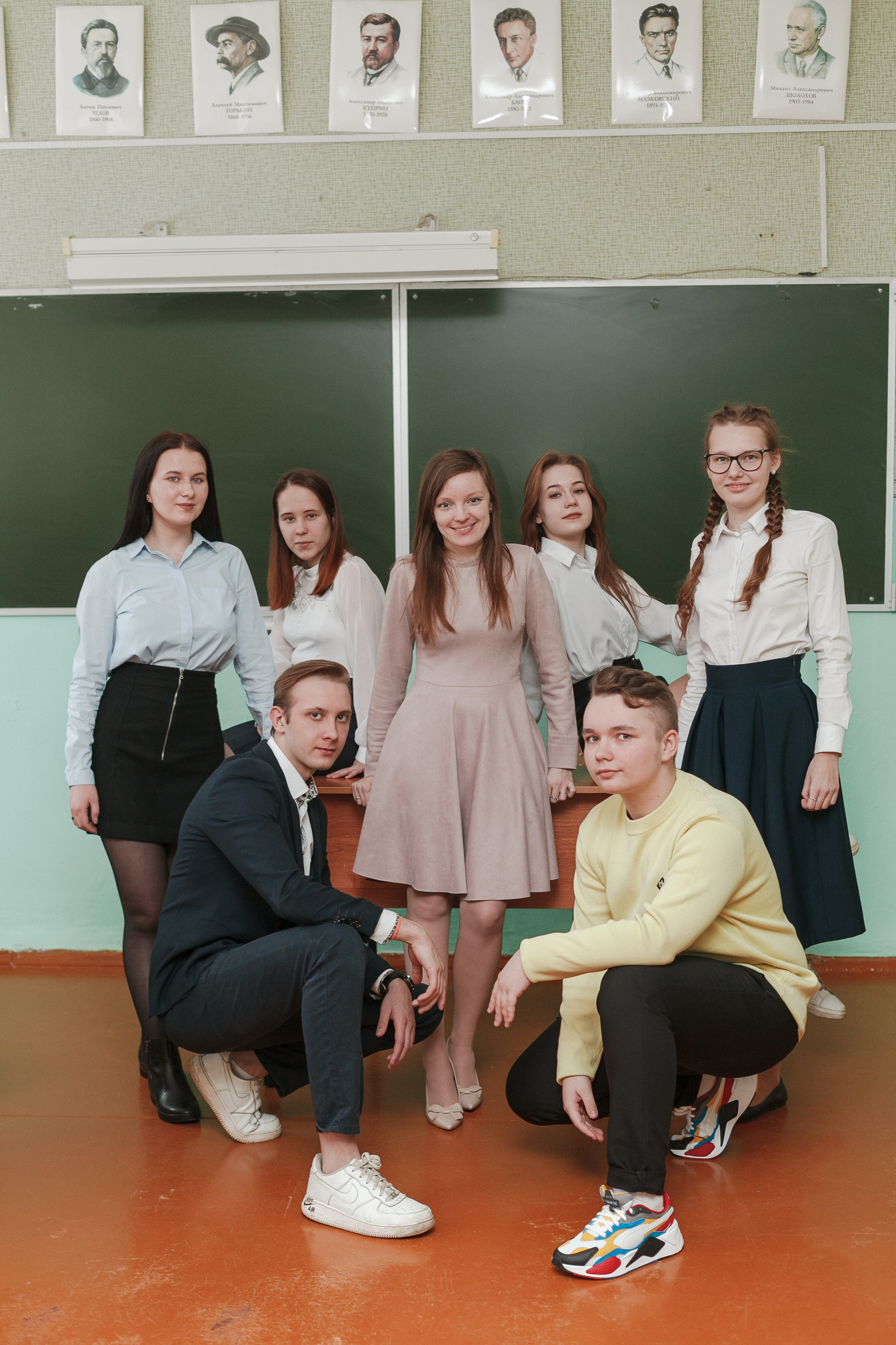 78 школа 11 класс Ярославль. Ирина Коновалова школьный фотограф. Выпускные альбомы Ярославль