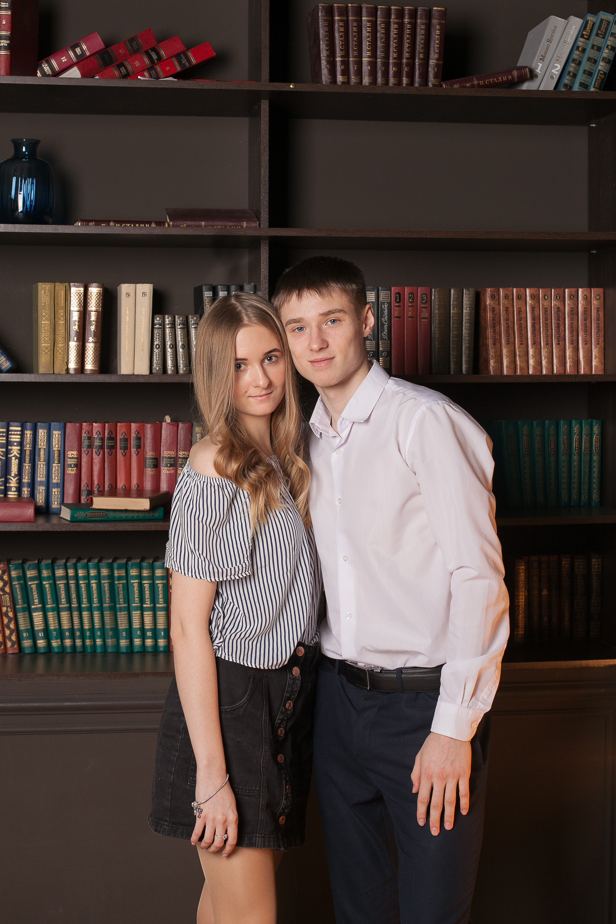 51 школа Ярославль. Ирина Коновалова школьный фотограф. Выпускные альбомы Ярославль