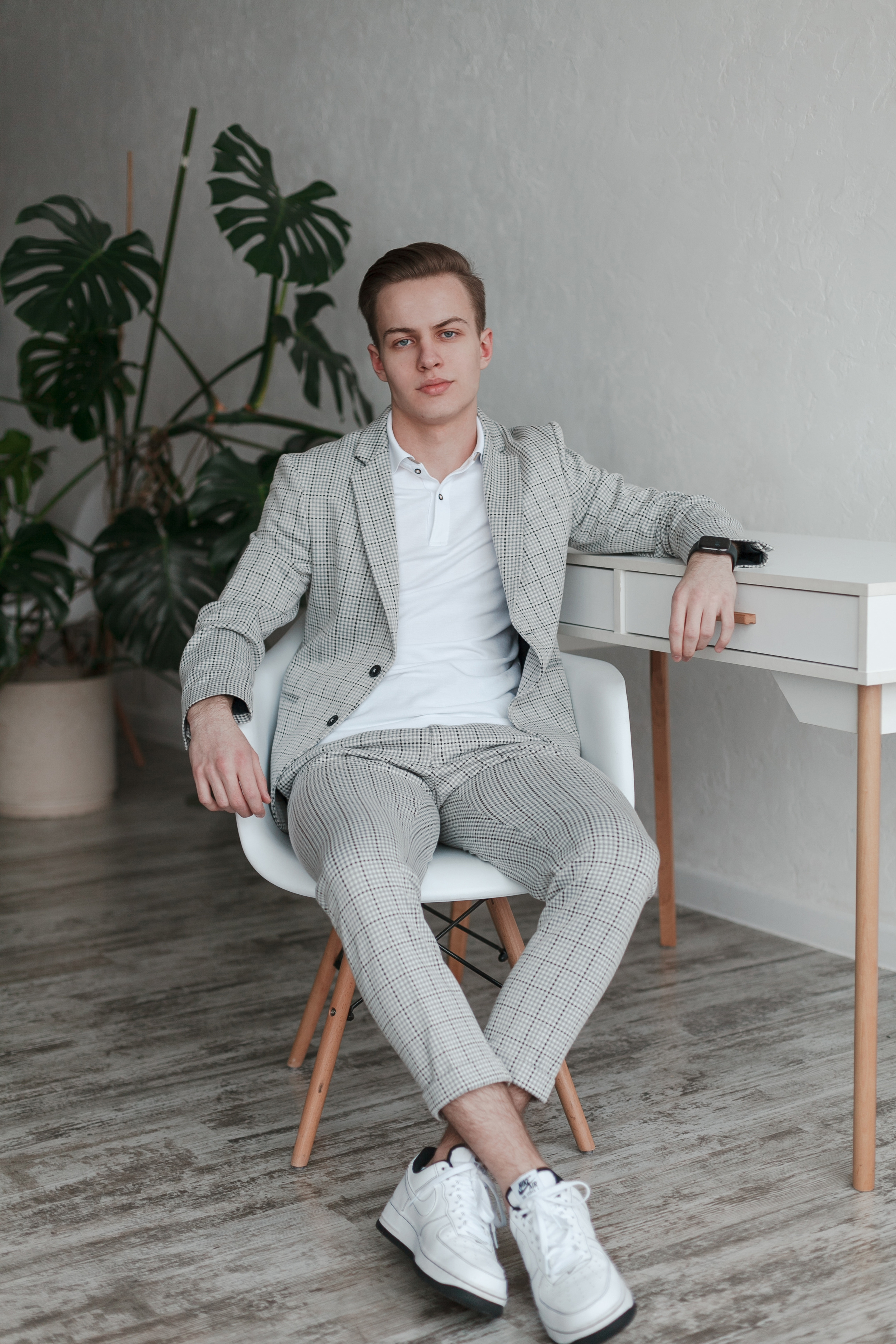 78 школа 11 класс Ярославль. Ирина Коновалова школьный фотограф. Выпускные альбомы Ярославль