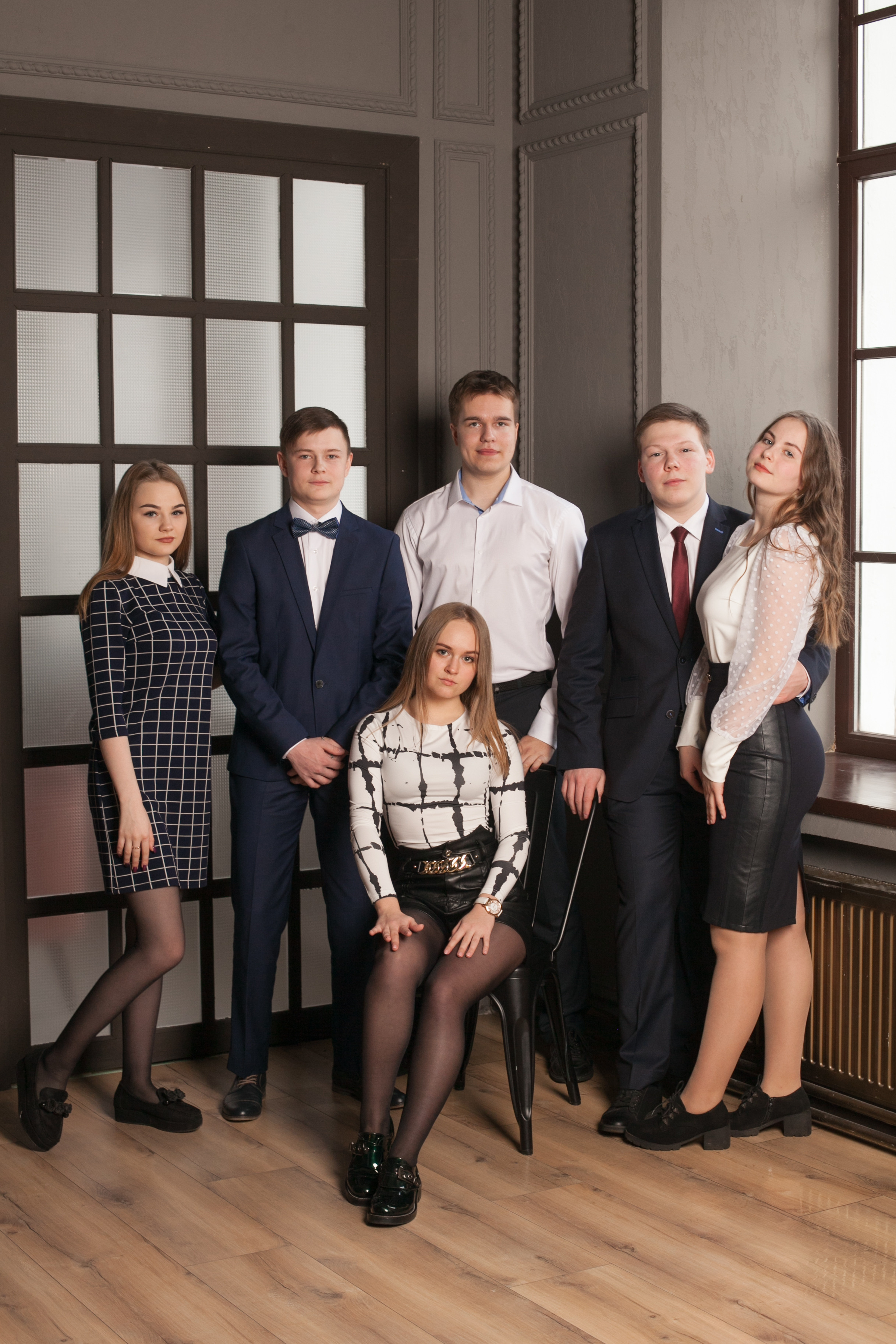 51 школа Ярославль. Ирина Коновалова школьный фотограф. Выпускные альбомы Ярославль